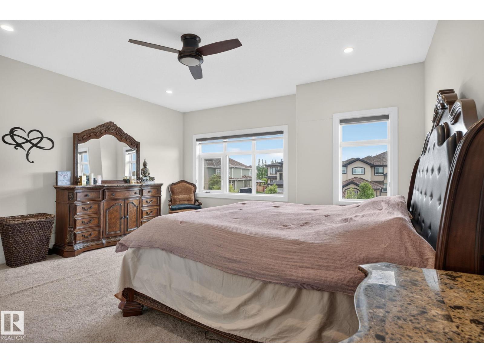 5928 30 ST NE - 27