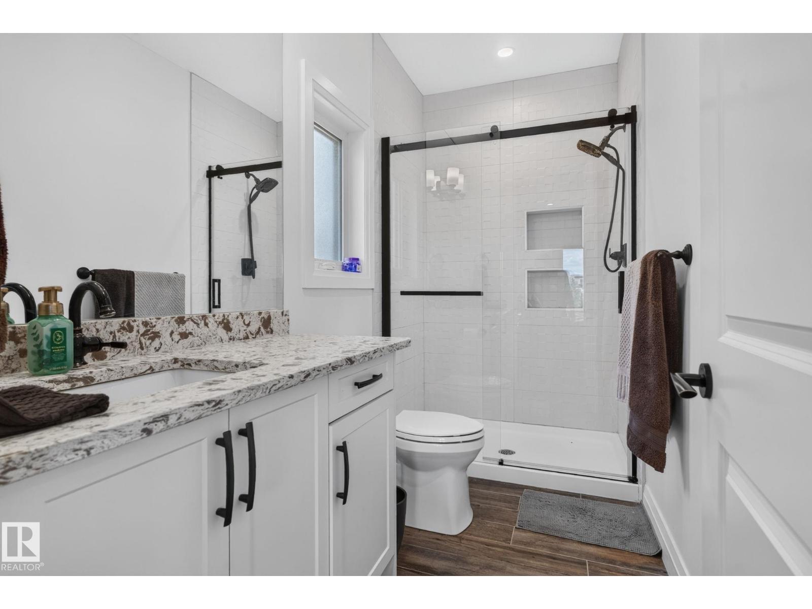 5928 30 ST NE - 34