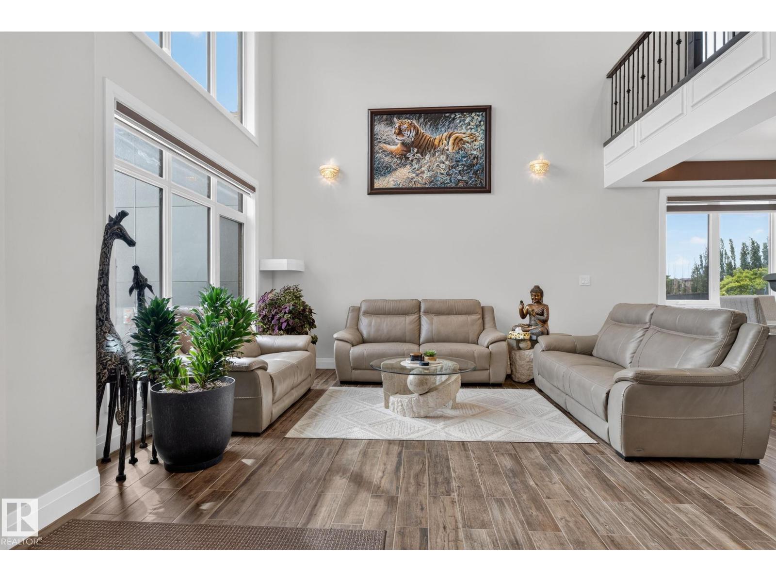 5928 30 ST NE - 4