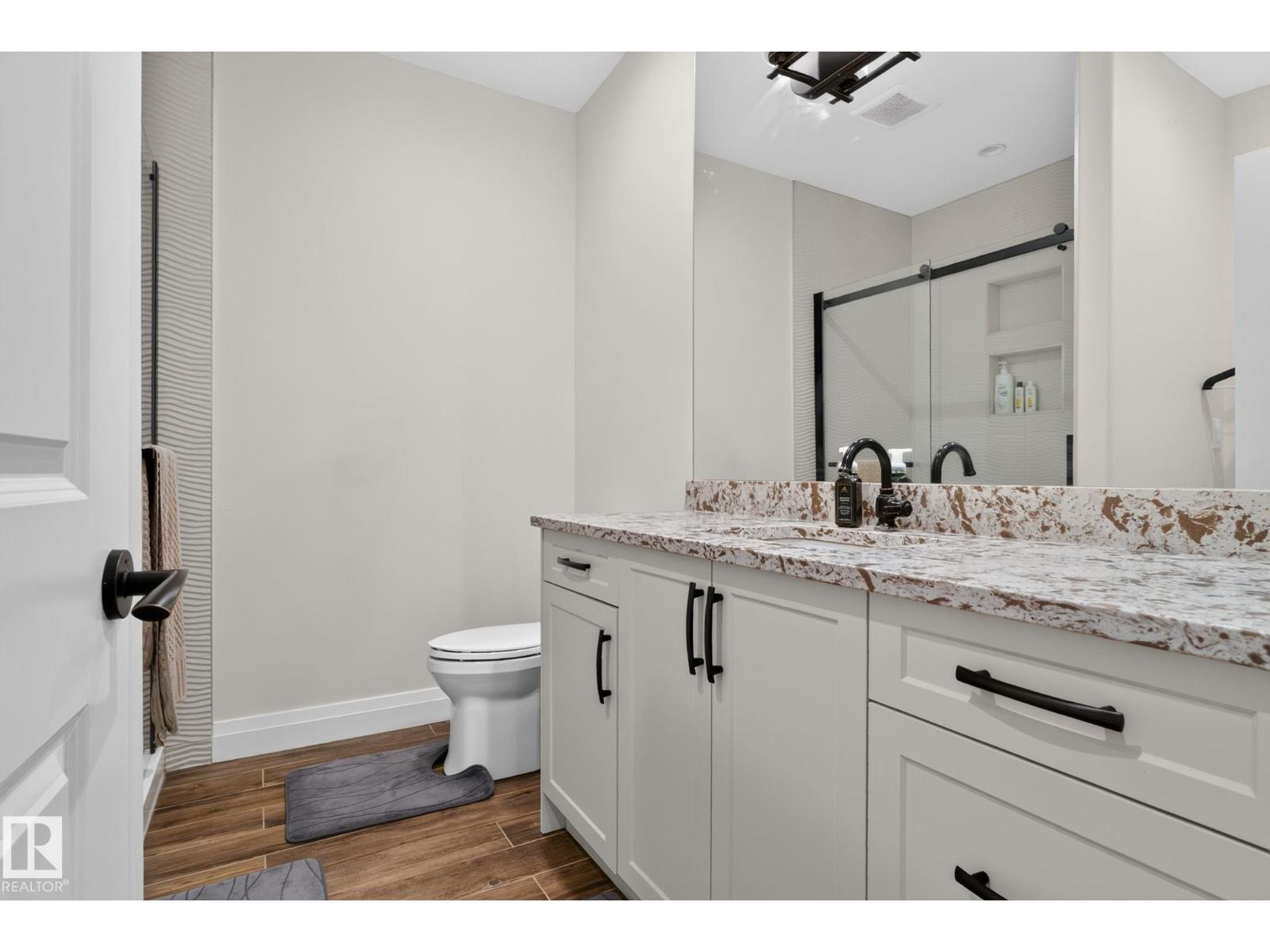 5928 30 ST NE - 47