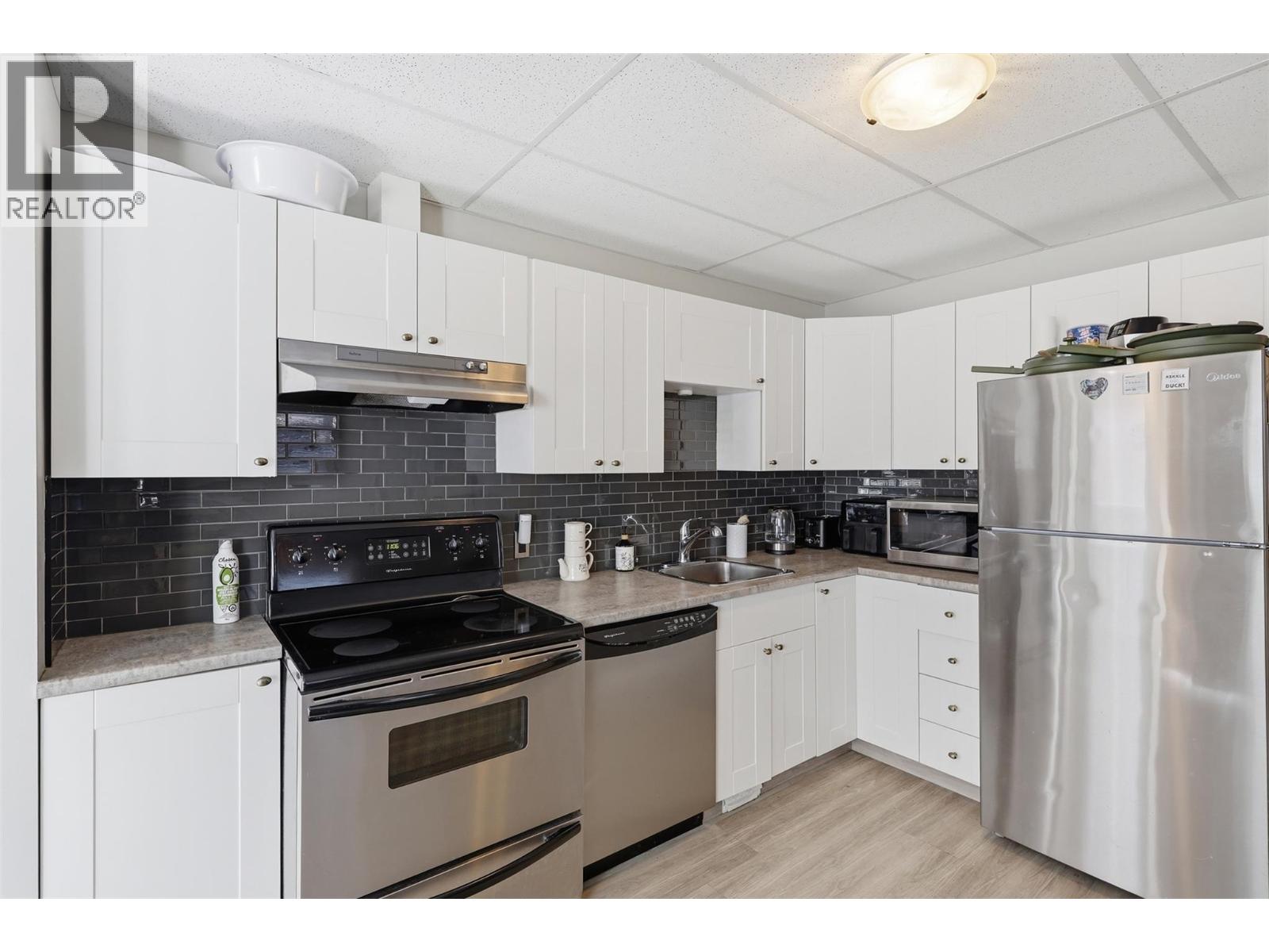 662 HARRINGTON Road - 60