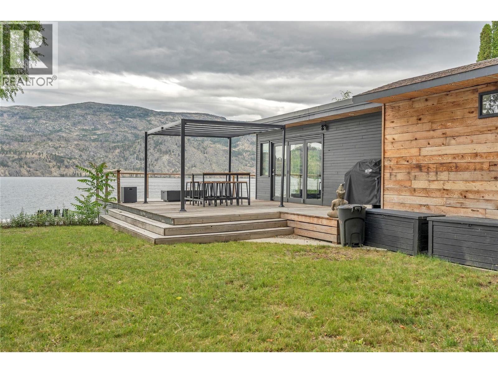 506 North Beach Road Unit# 1, Summerland