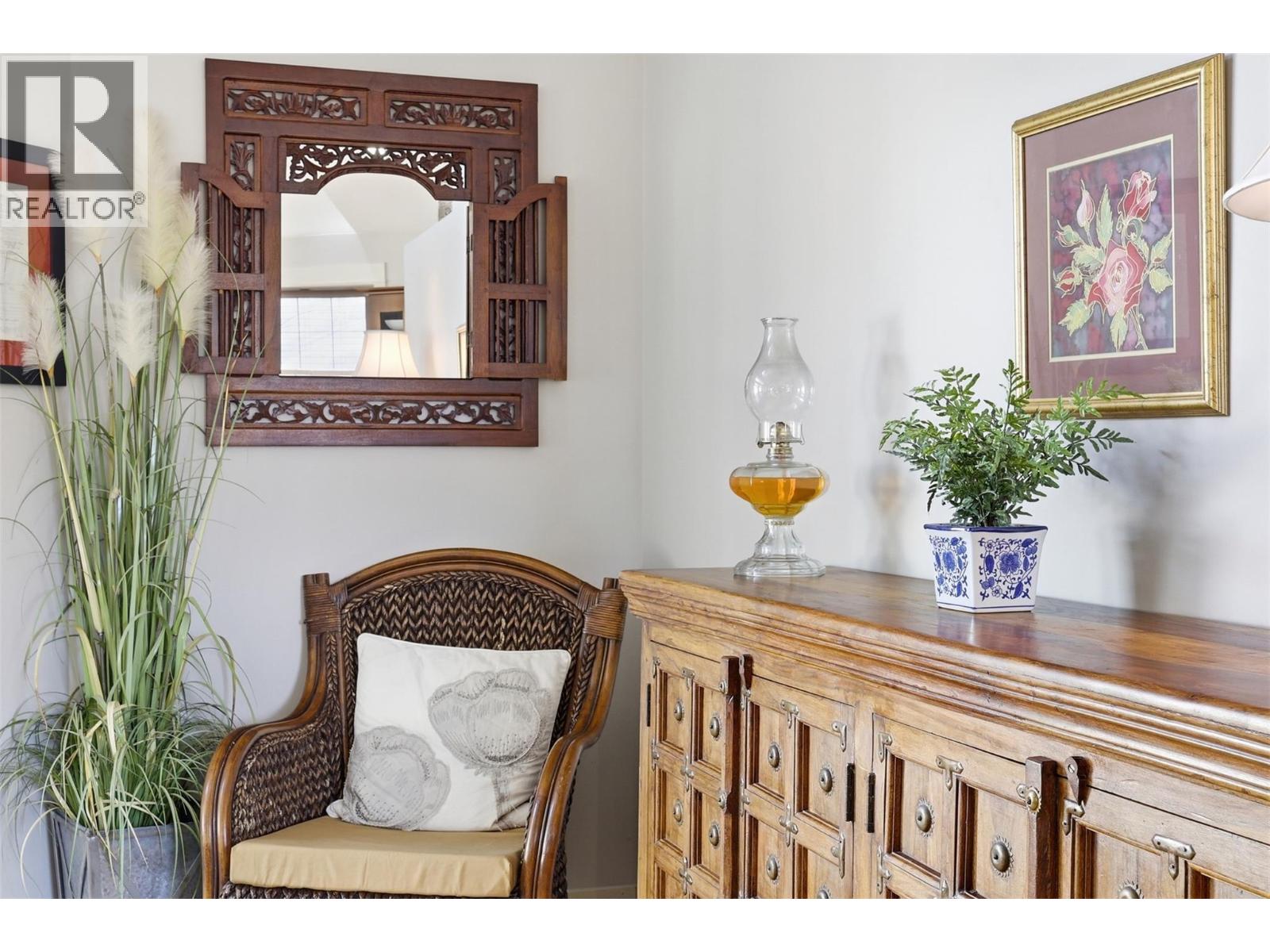 662 HARRINGTON Road - 23