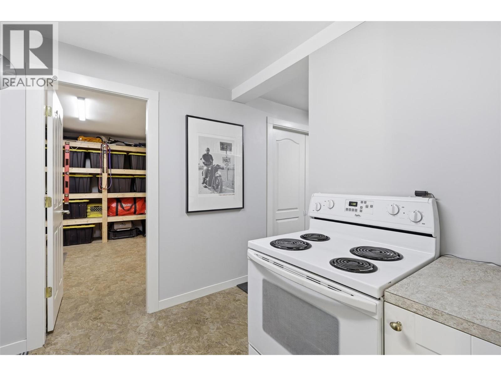 662 HARRINGTON Road - 48