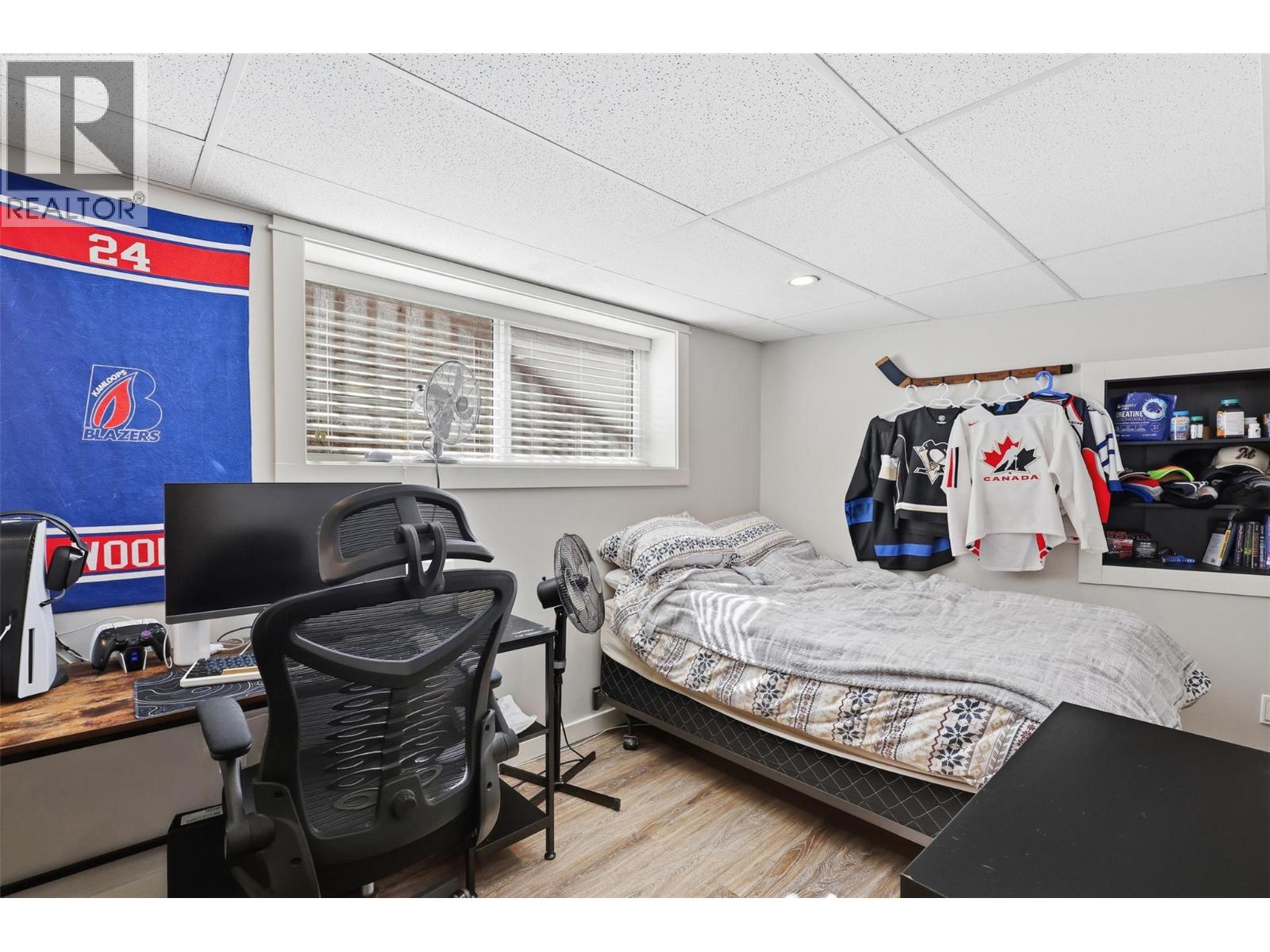 662 HARRINGTON Road - 56