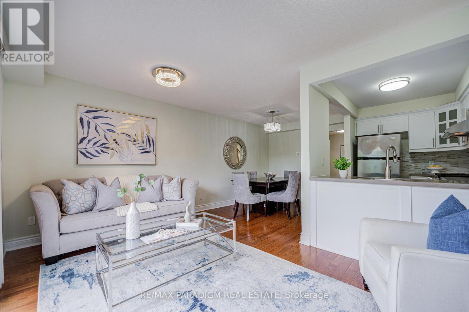 #52 5420 FALLINGBROOK DRIVE - 17