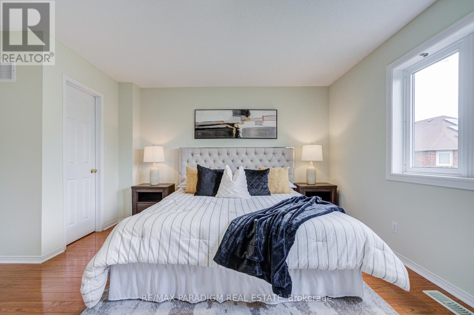 #52 5420 FALLINGBROOK DRIVE - 28