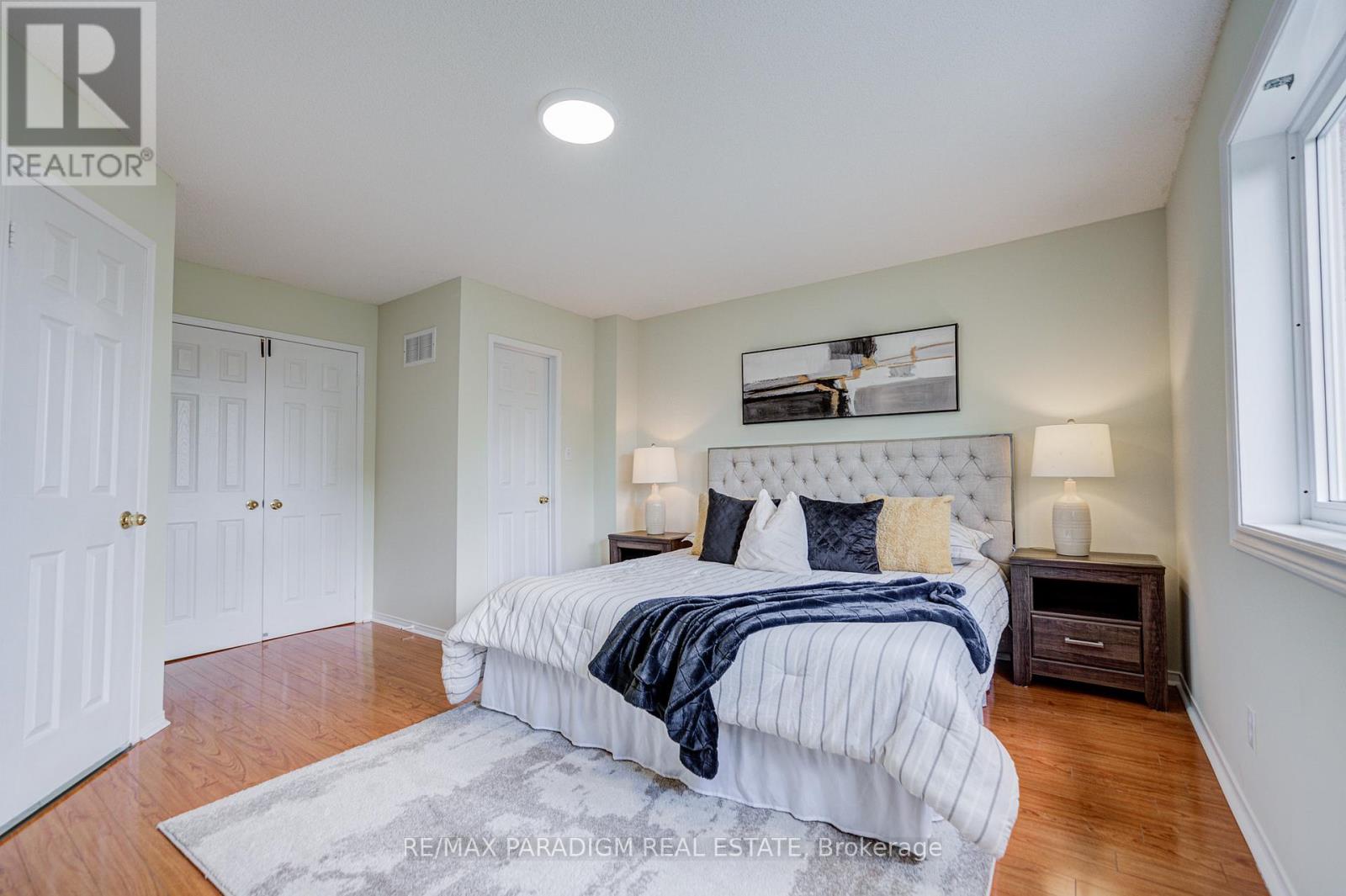 #52 5420 FALLINGBROOK DRIVE - 29