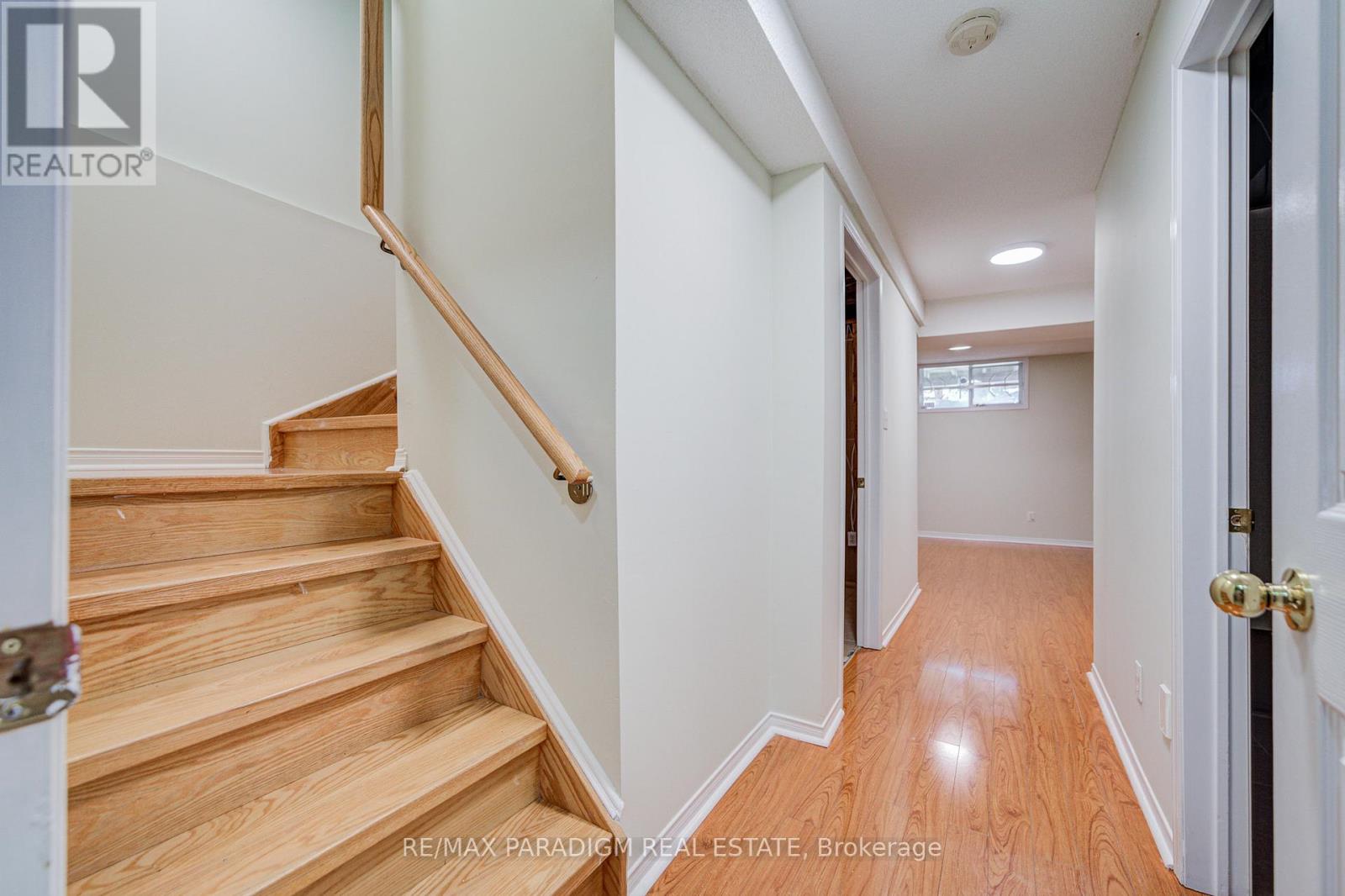#52 5420 FALLINGBROOK DRIVE - 39