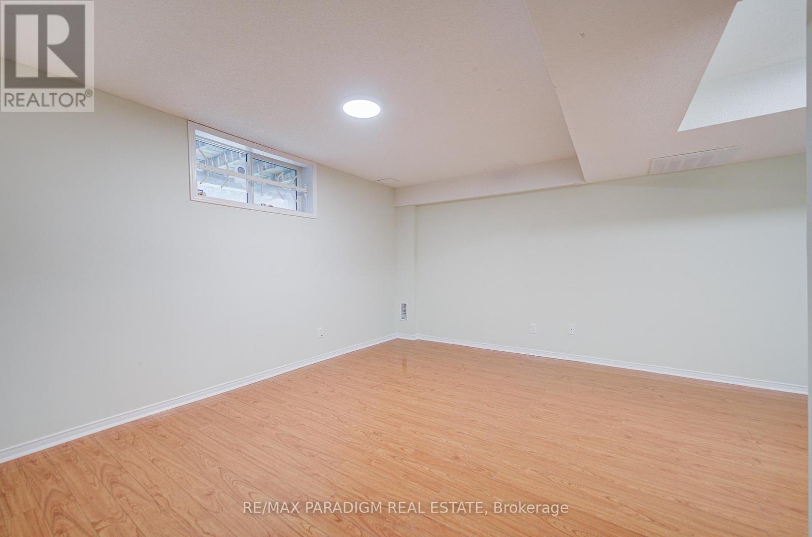 #52 5420 FALLINGBROOK DRIVE - 42