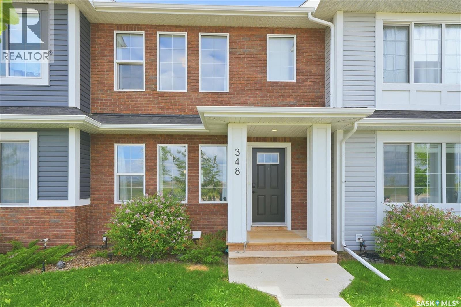 #348 McOrmond DRIVE - 39
