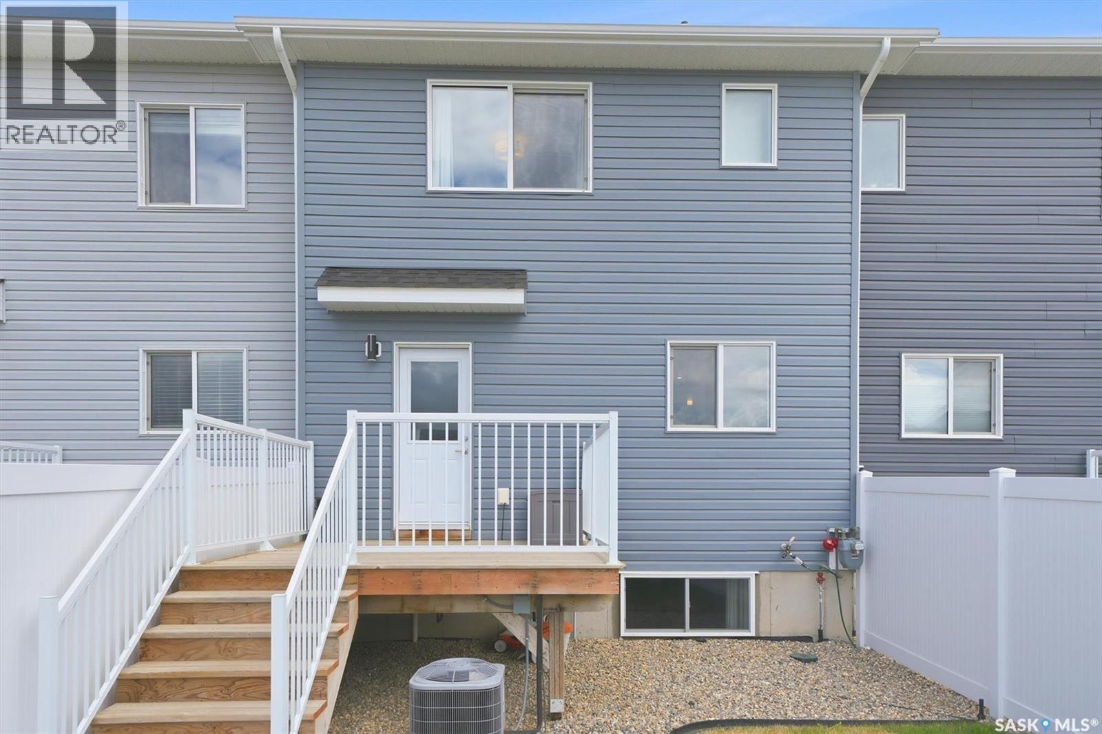 348 McOrmond DRIVE — photo 41