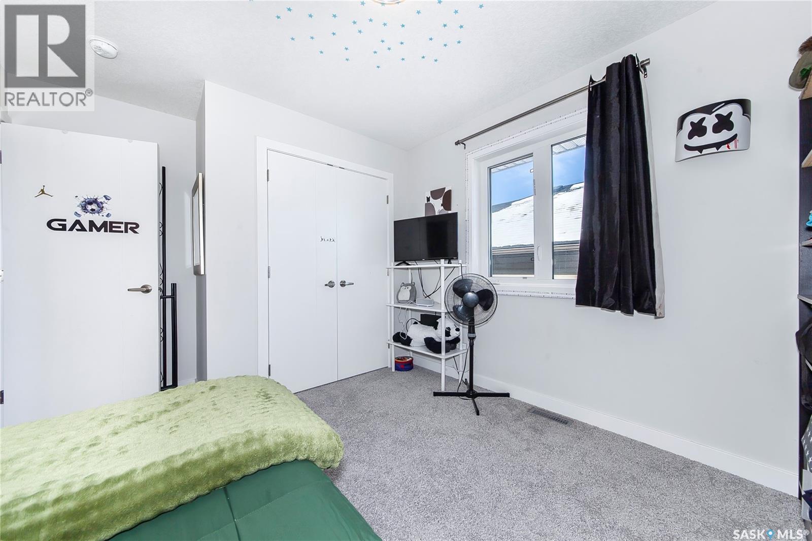 4166 Diefenbaker DRIVE - 26