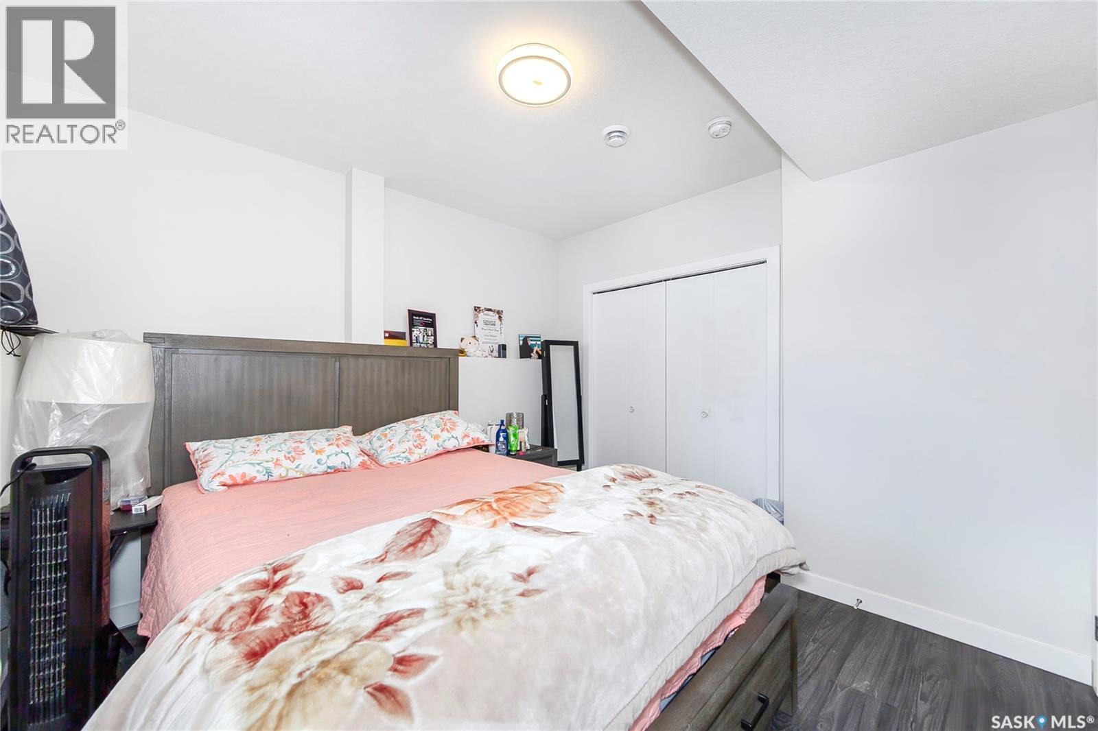 4166 Diefenbaker DRIVE - 36
