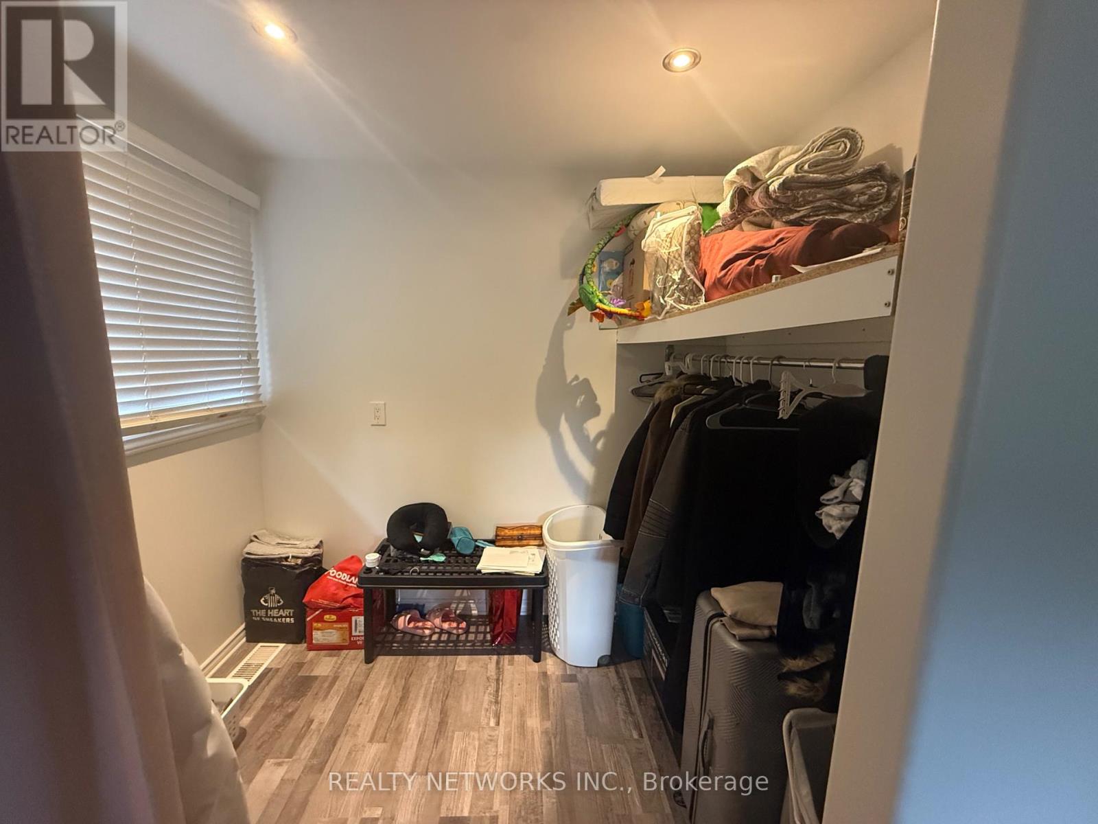 303 POPLAR AVENUE - 9