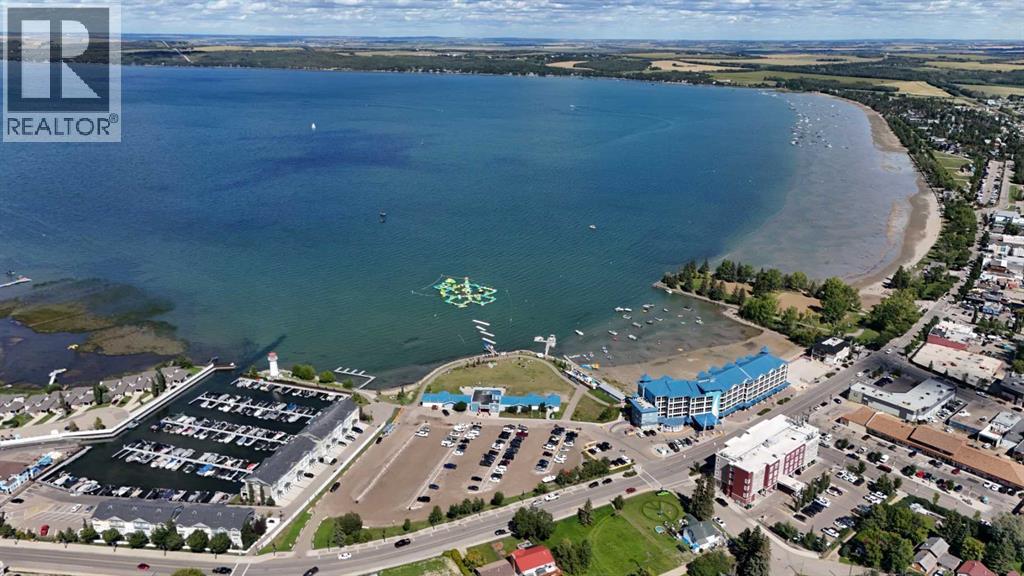 5230 Lakeshore Drive, Sylvan Lake
