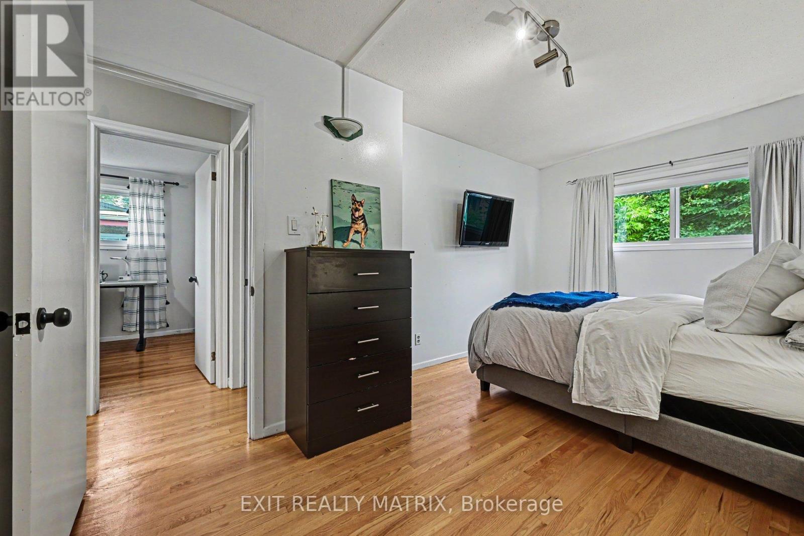 2385 WALKLEY ROAD - 16