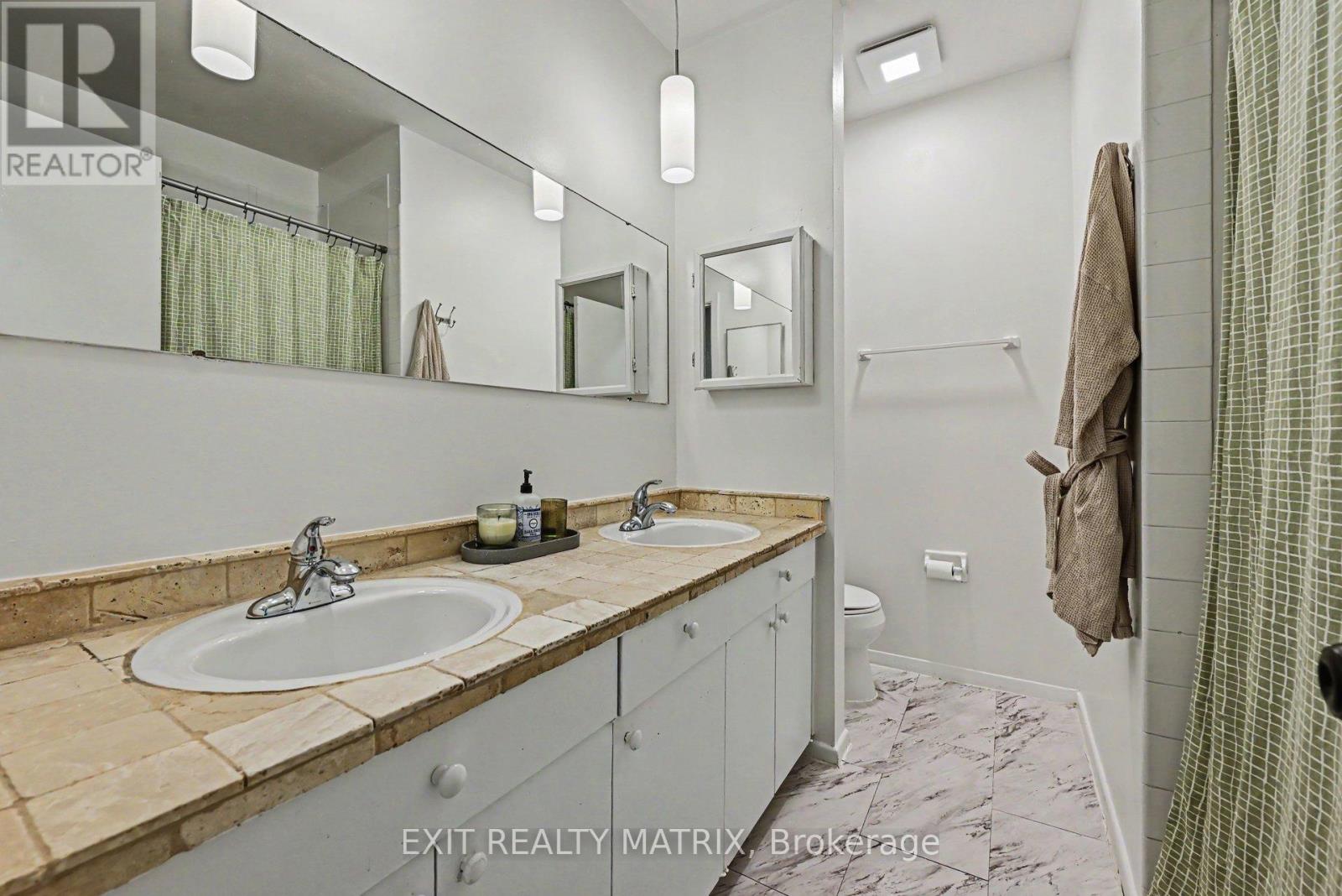 2385 WALKLEY ROAD - 19