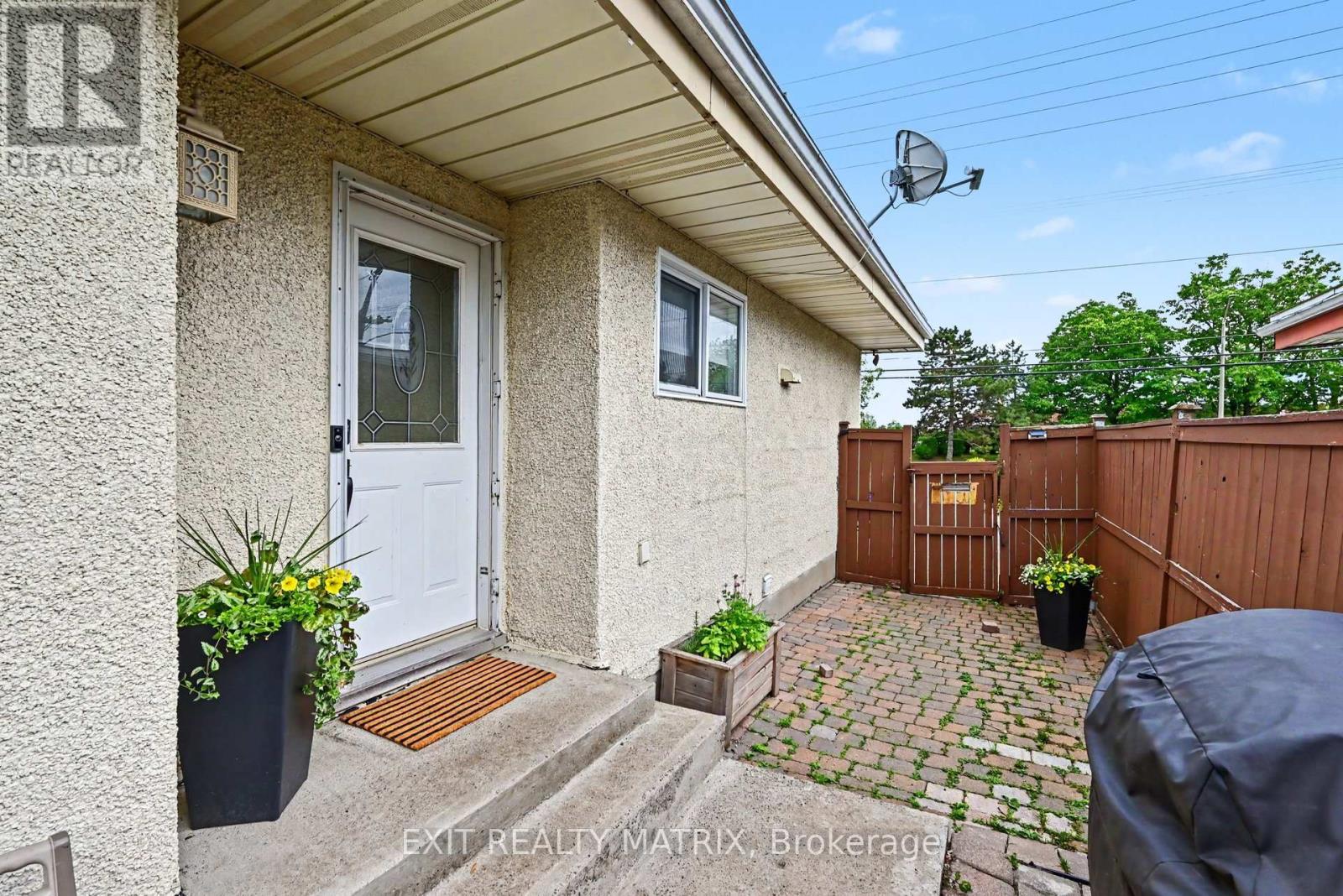2385 WALKLEY ROAD - 2