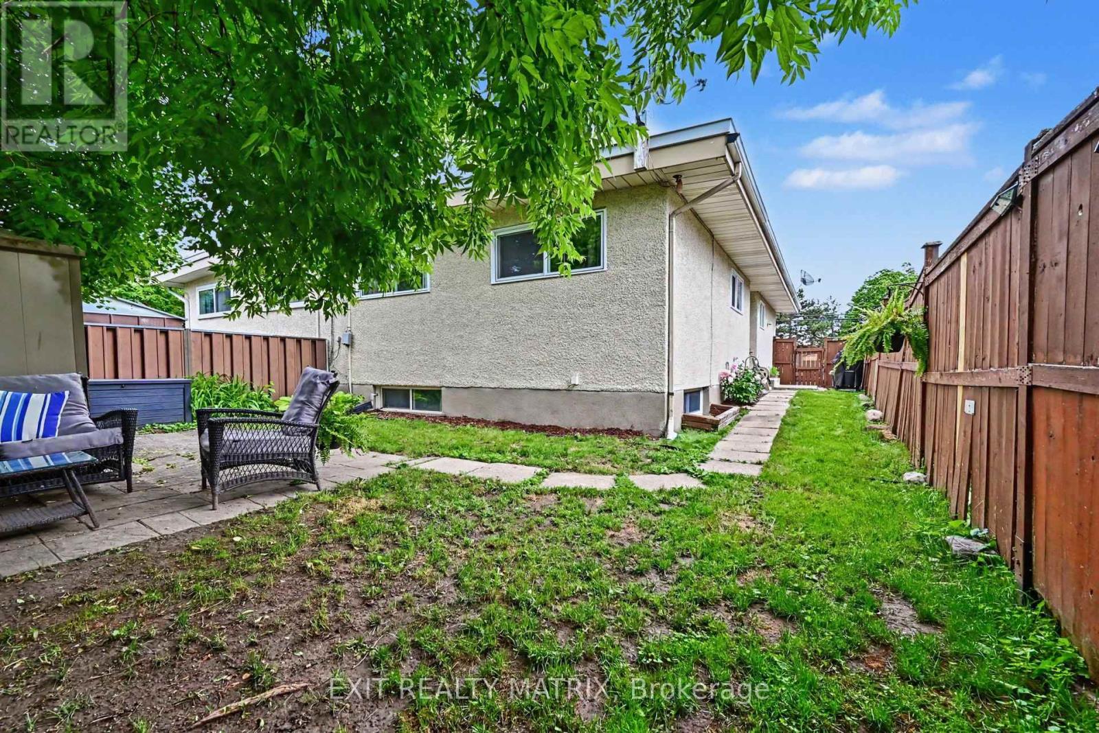 2385 WALKLEY ROAD - 27