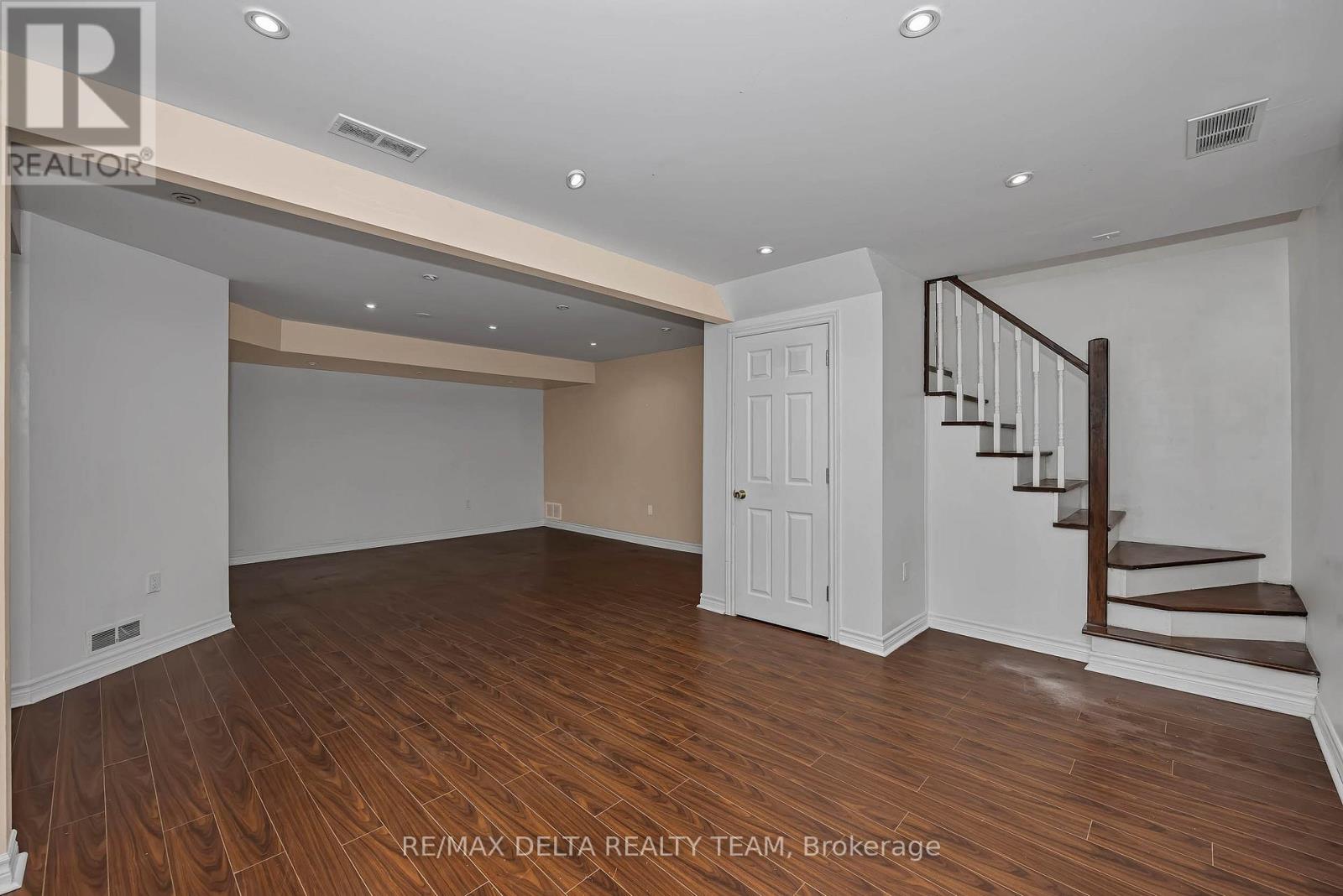 3 Bed, 2 Bath House for Sale in Ottawa – 841 BALSAM DRIVE, Ottawa – MLS# X13464896 - Image 30