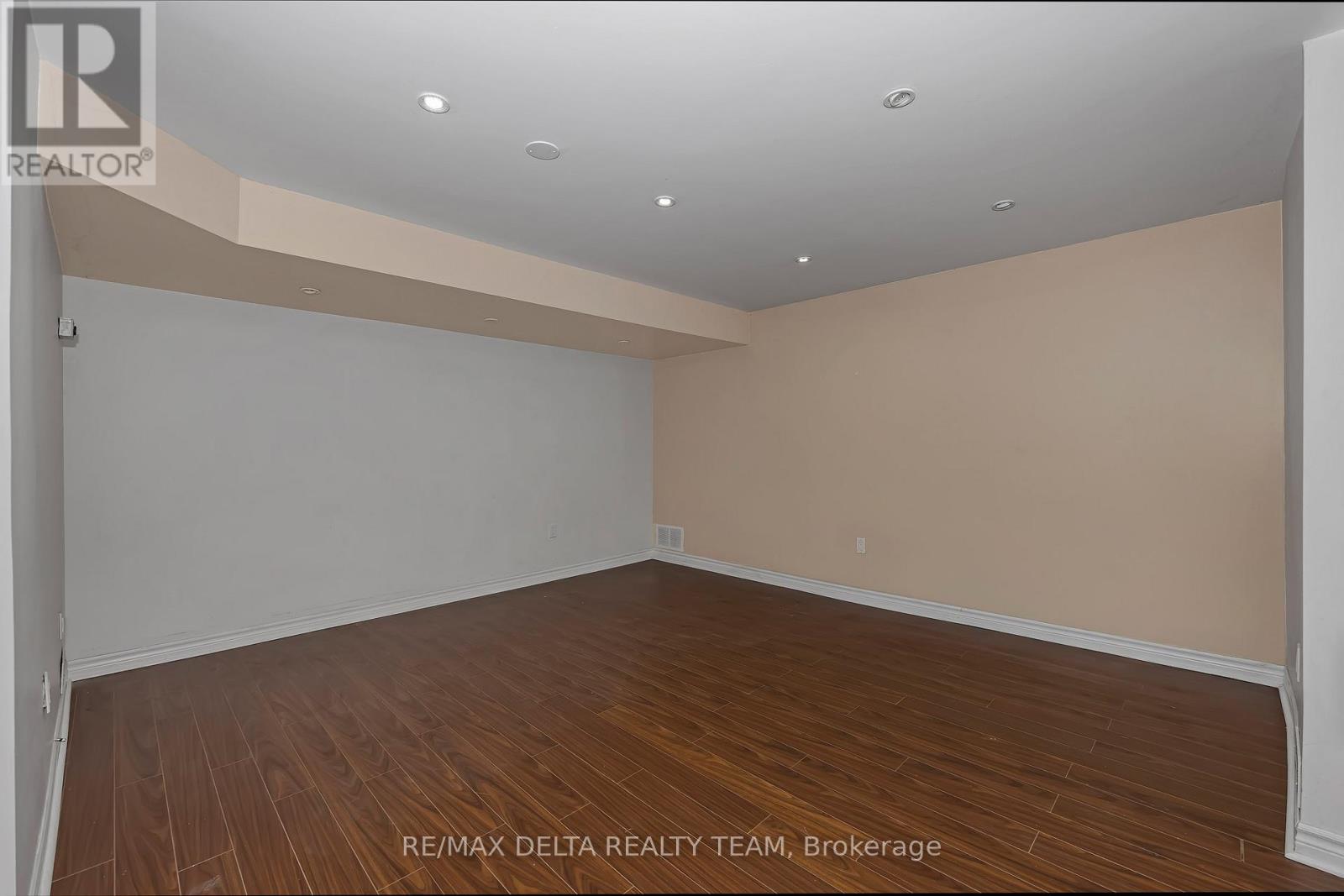 3 Bed, 2 Bath House for Sale in Ottawa – 841 BALSAM DRIVE, Ottawa – MLS# X13464896 - Image 31