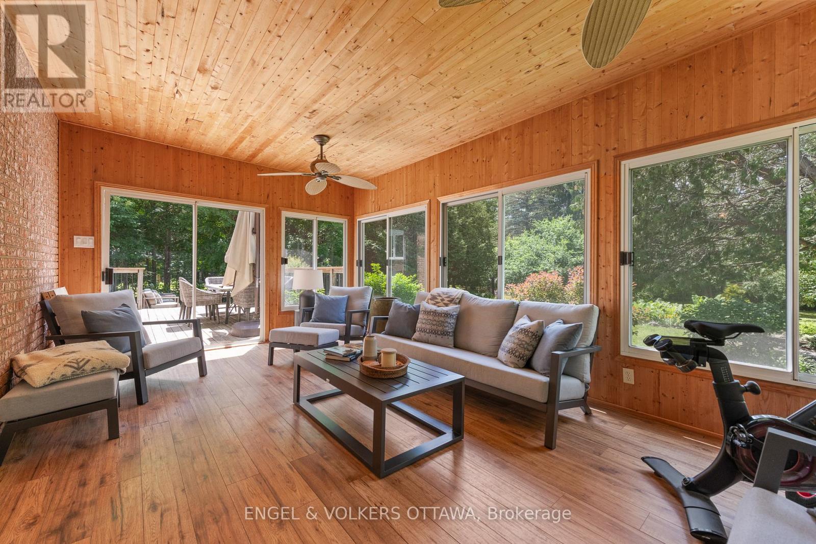 80 RICHLAND DRIVE - 31