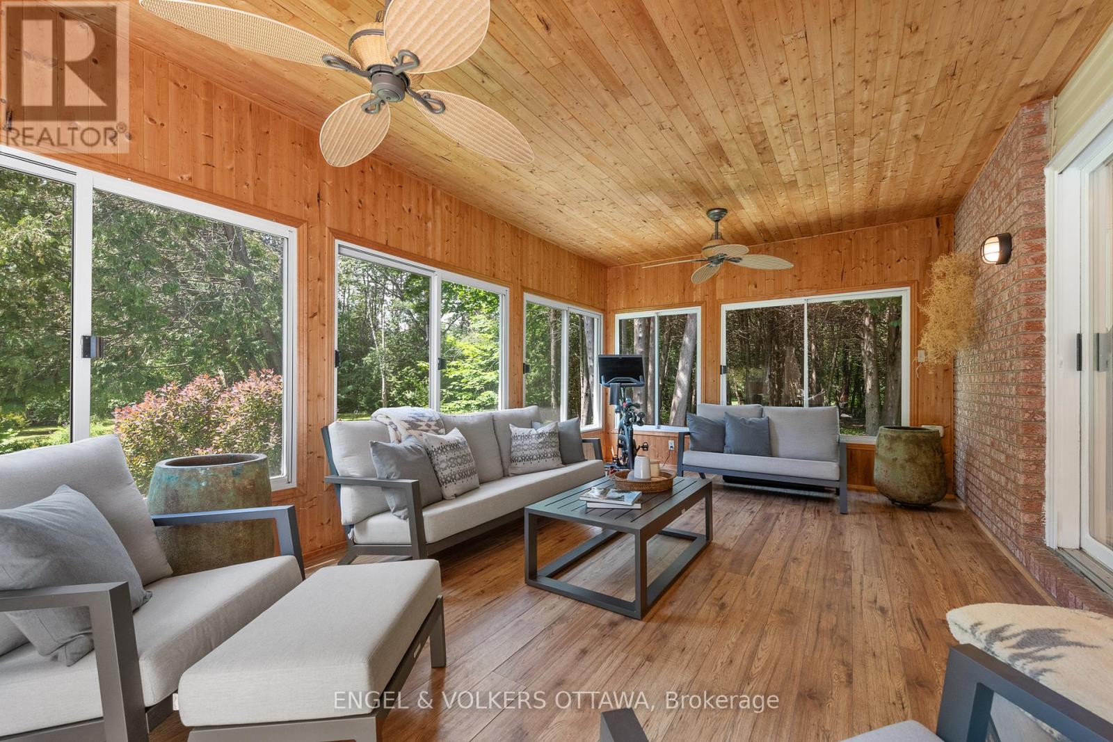 80 RICHLAND DRIVE - 33