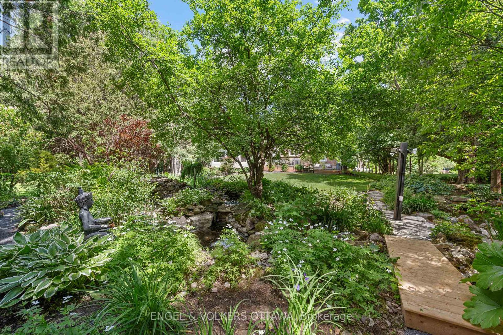 80 RICHLAND DRIVE - 42