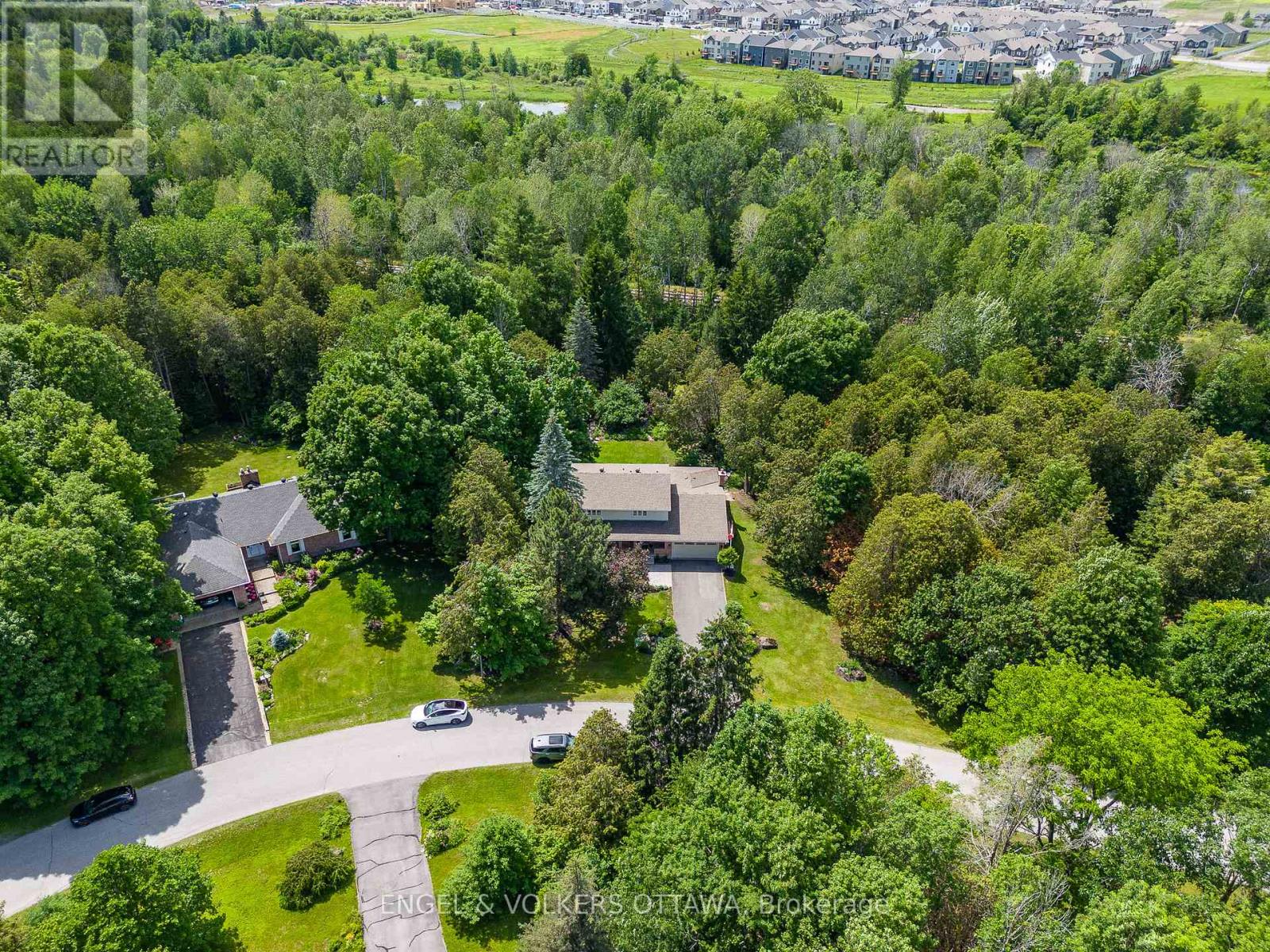 80 RICHLAND DRIVE - 44