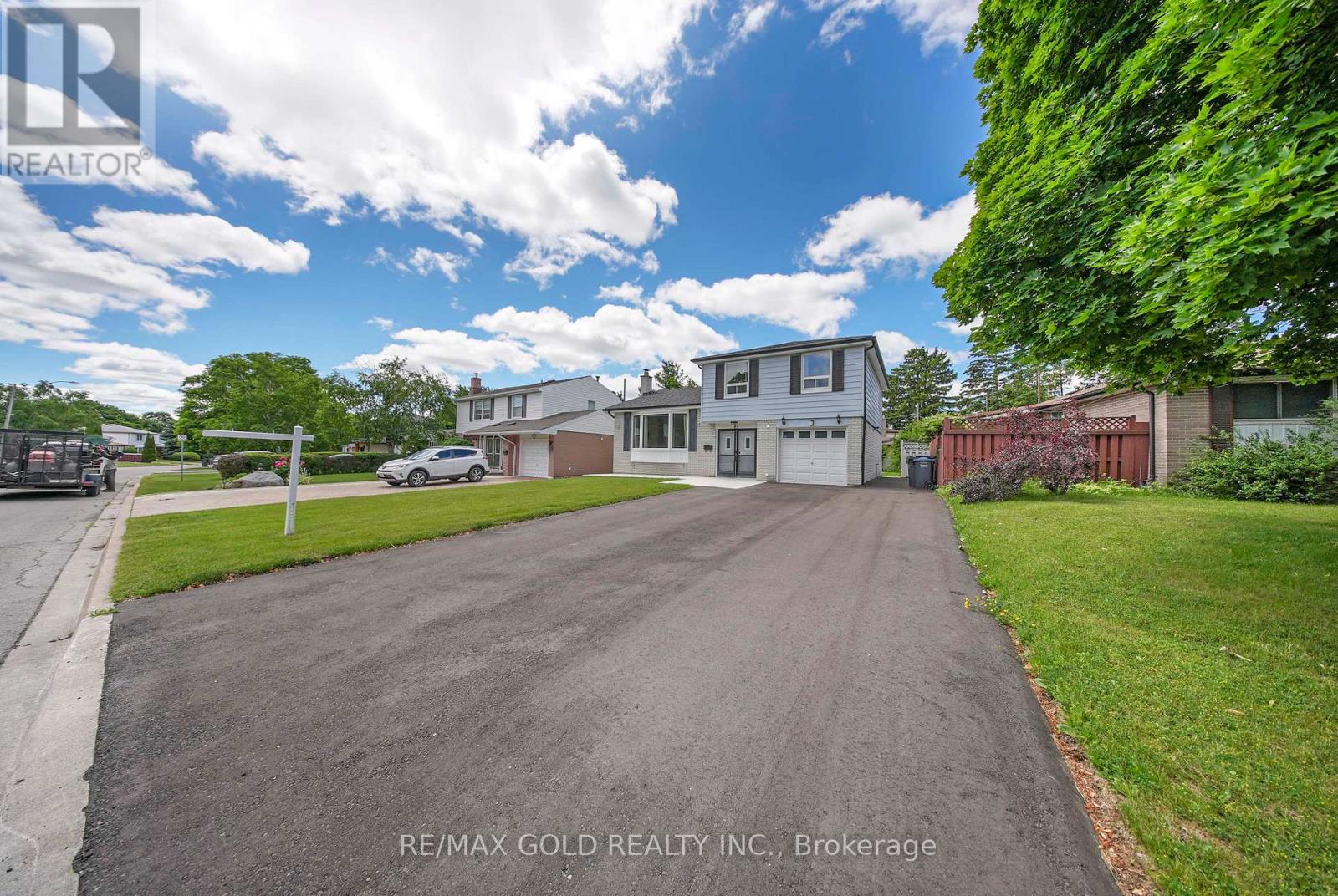41 BROOKLAND DRIVE - 30
