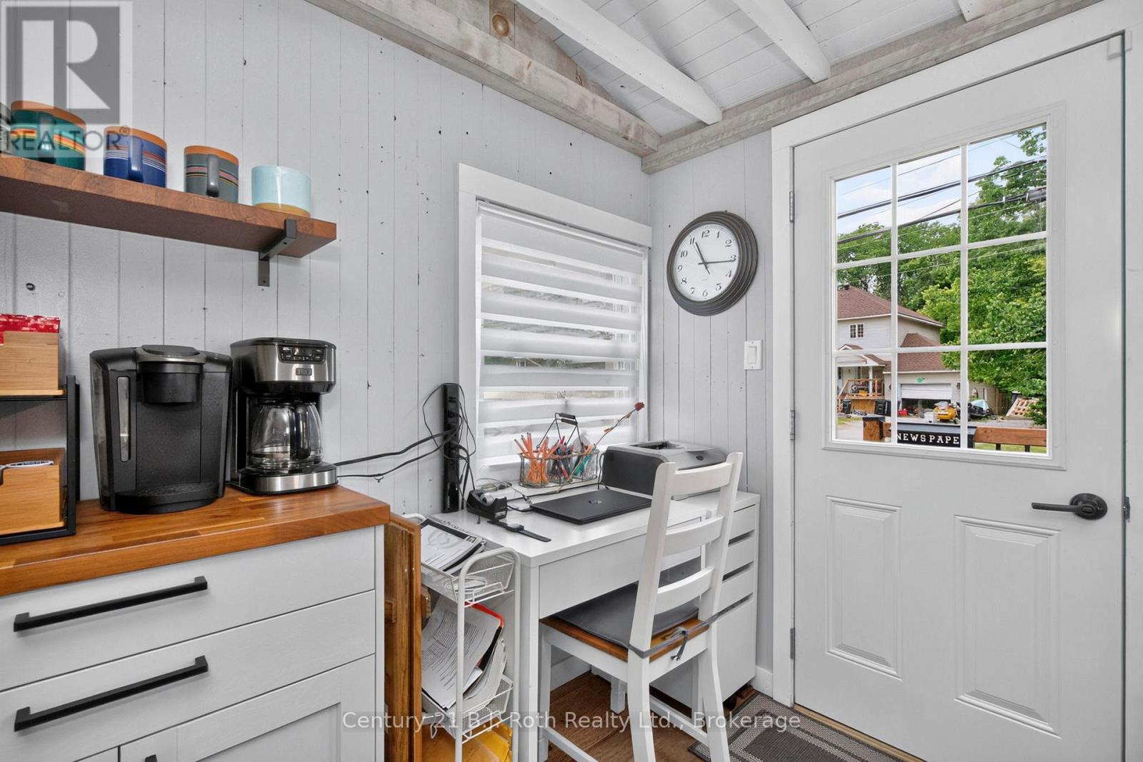 21 MAPLE STREET - Image 11