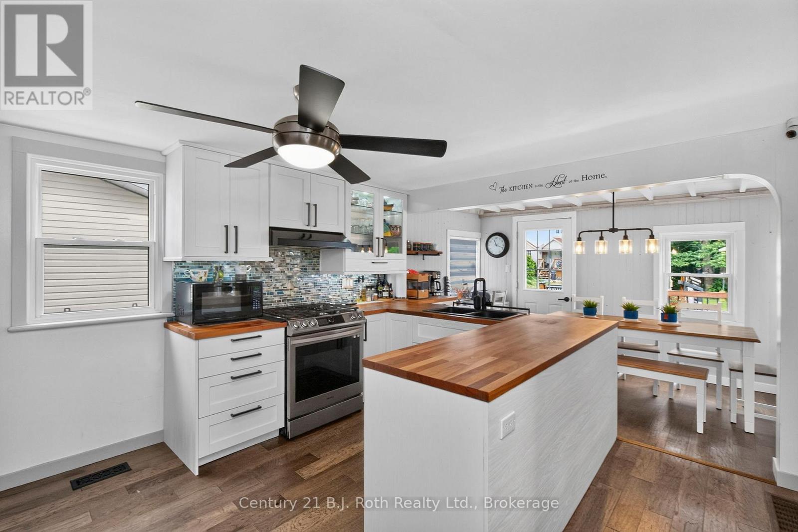 21 MAPLE STREET - Image 16