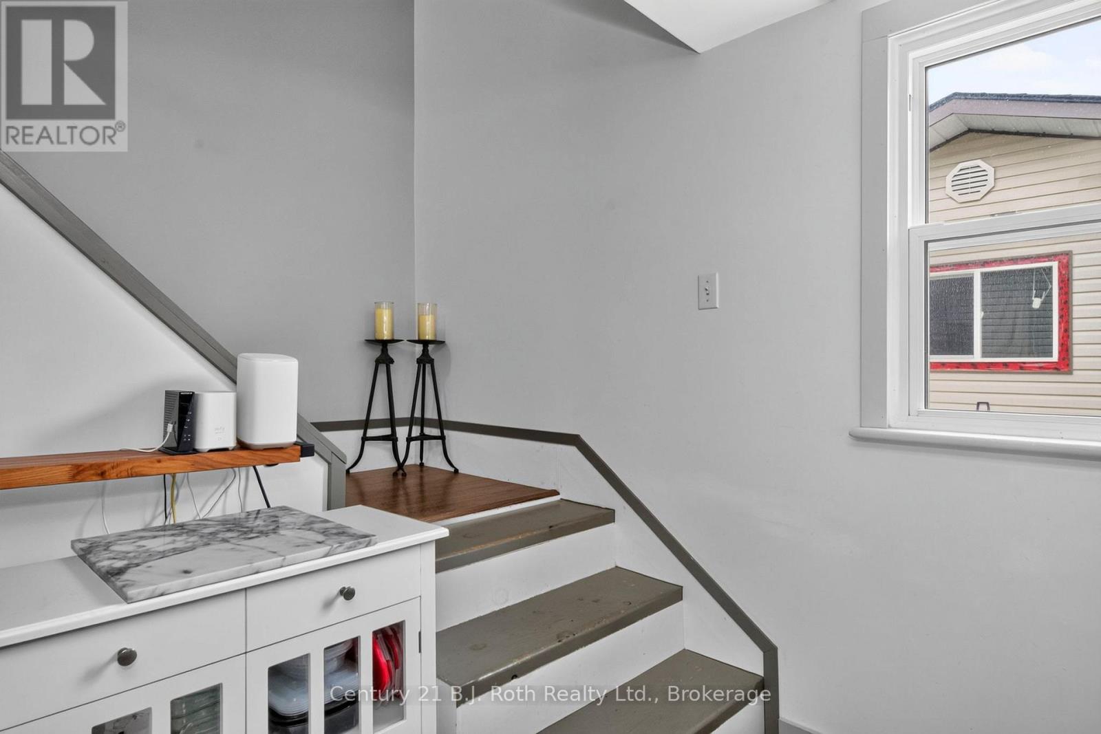 21 MAPLE STREET - Image 24