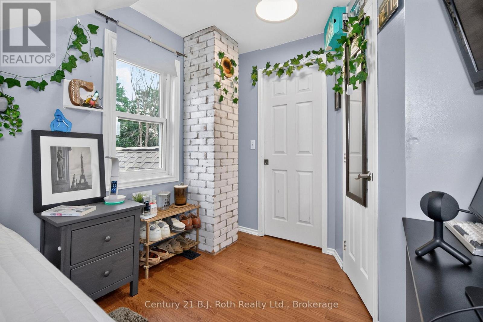 21 MAPLE STREET - Image 29