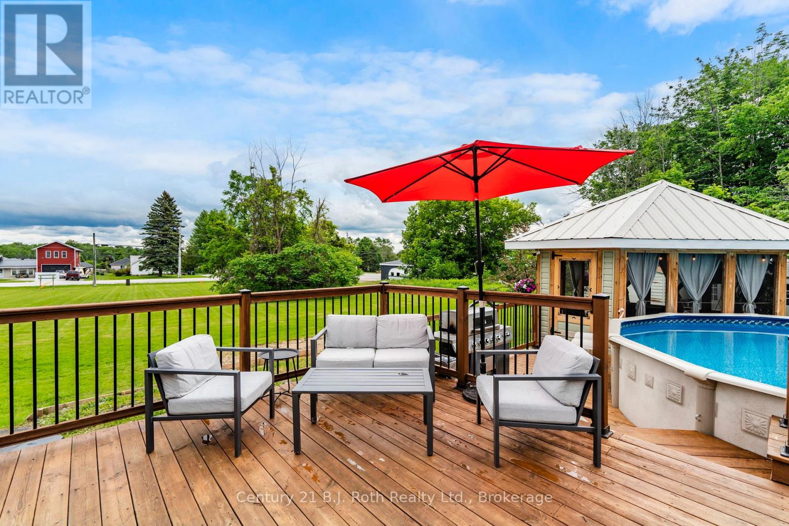 21 MAPLE STREET - Image 39