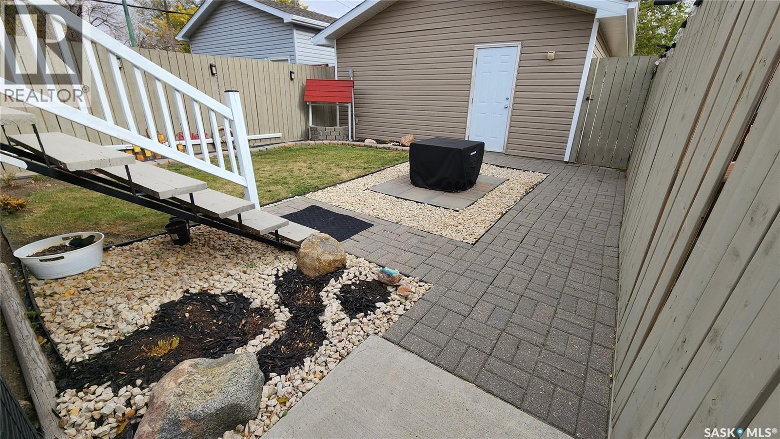 405 Lorne STREET - photo 3