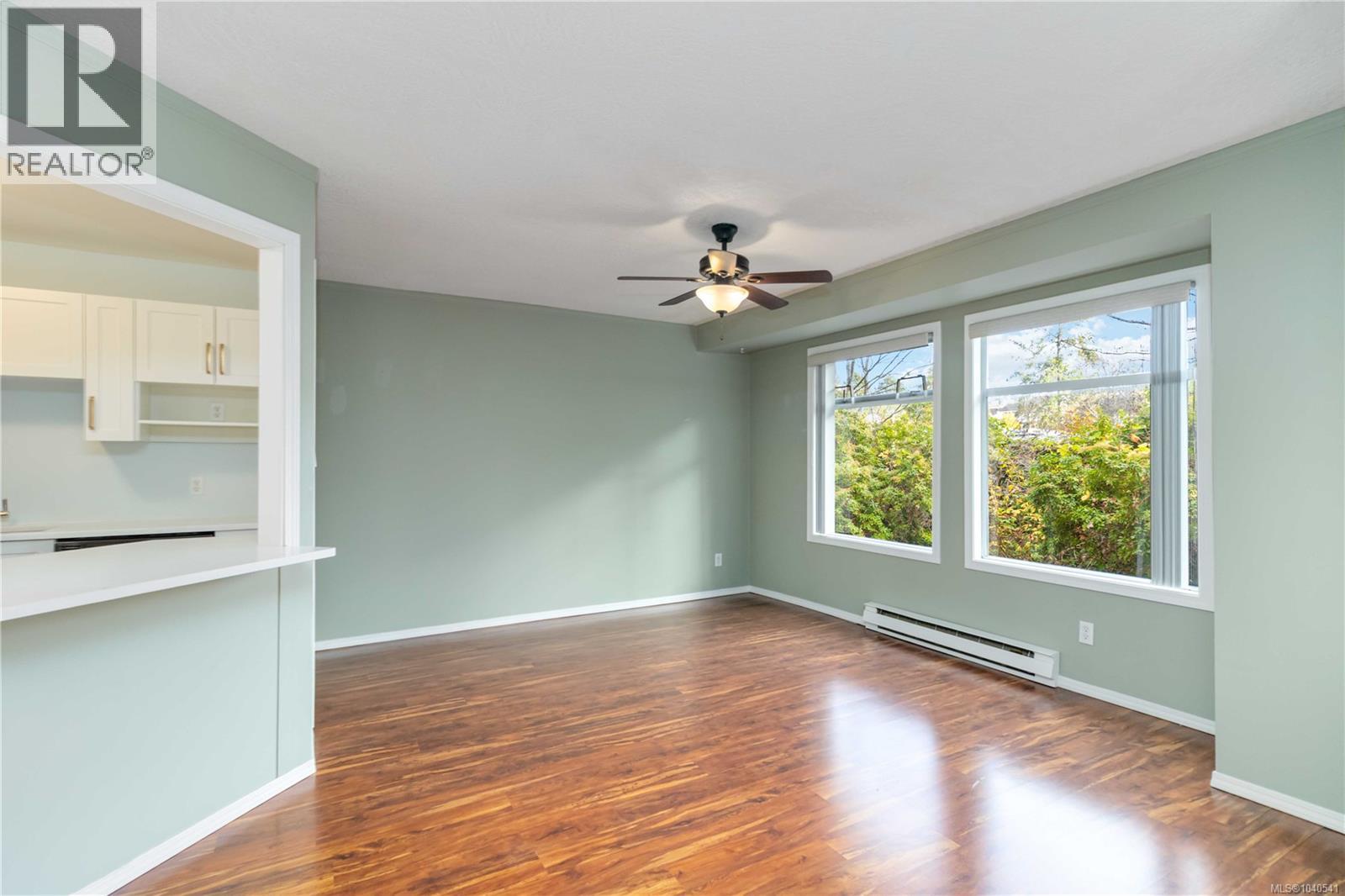 #104 3263 Alder St - 17