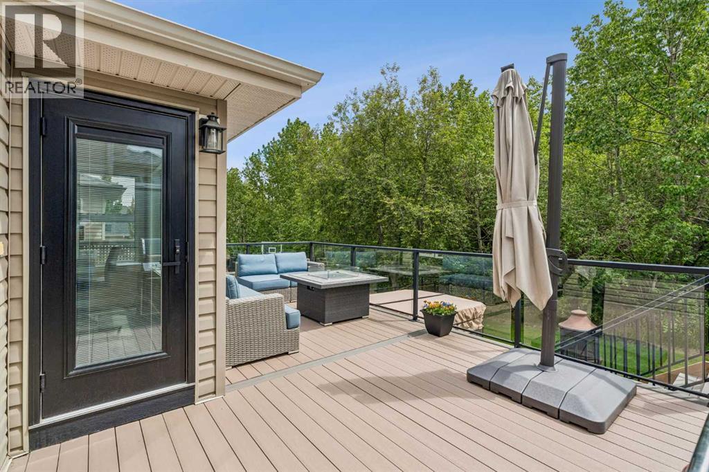90 Royal Oak Grove NW — photo 32