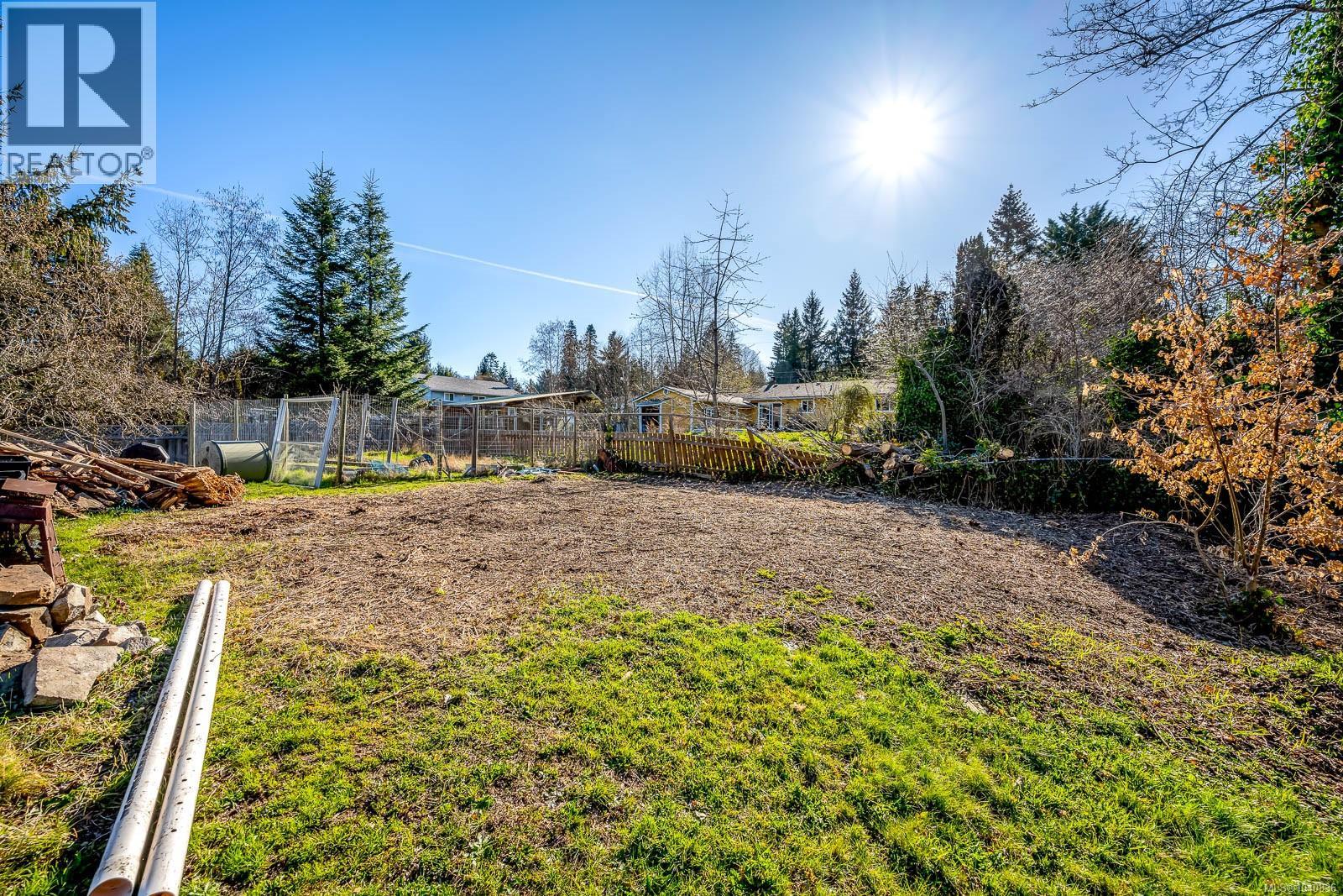 2695 Paula Pl - 50