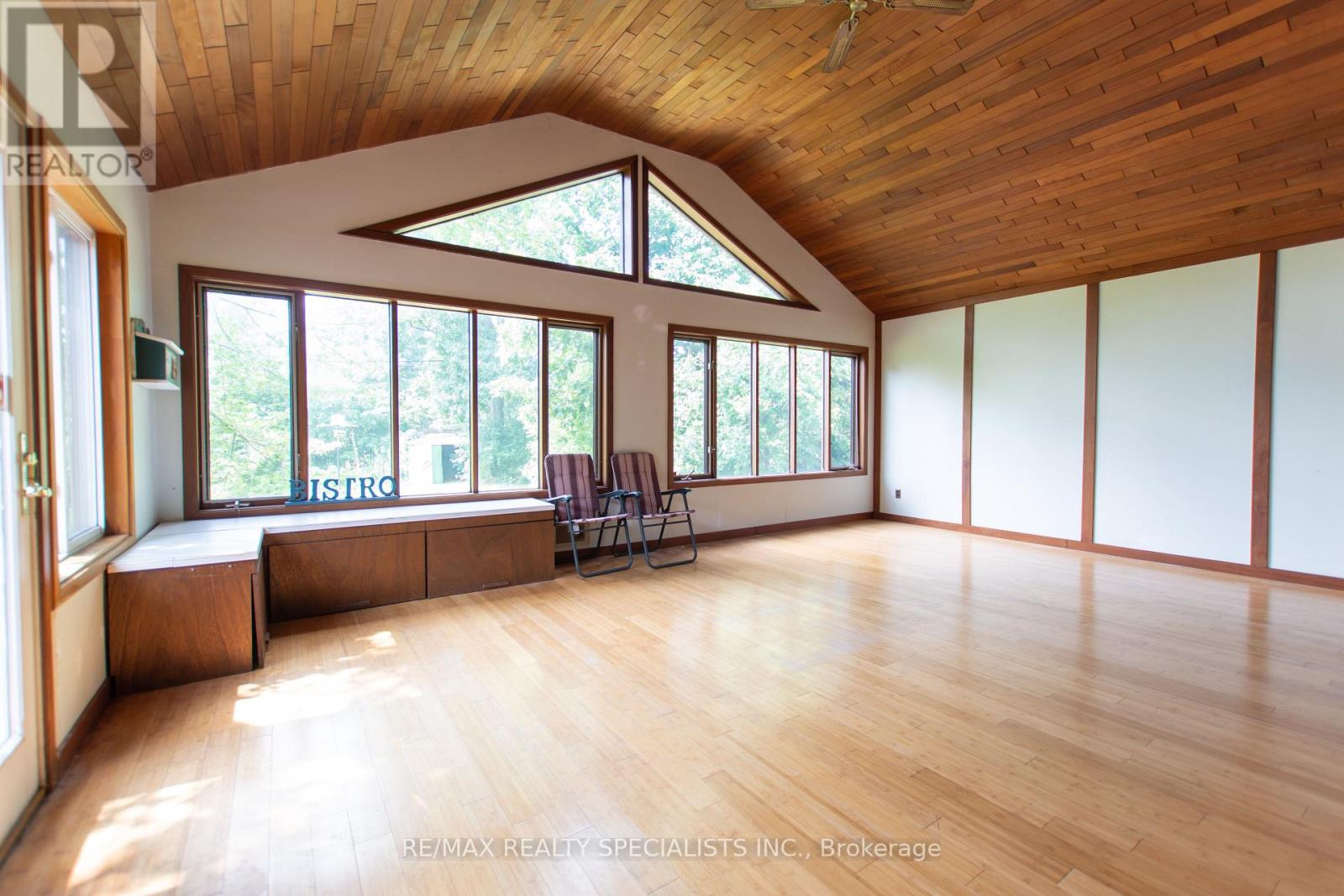 1319 REBECCA STREET - 13
