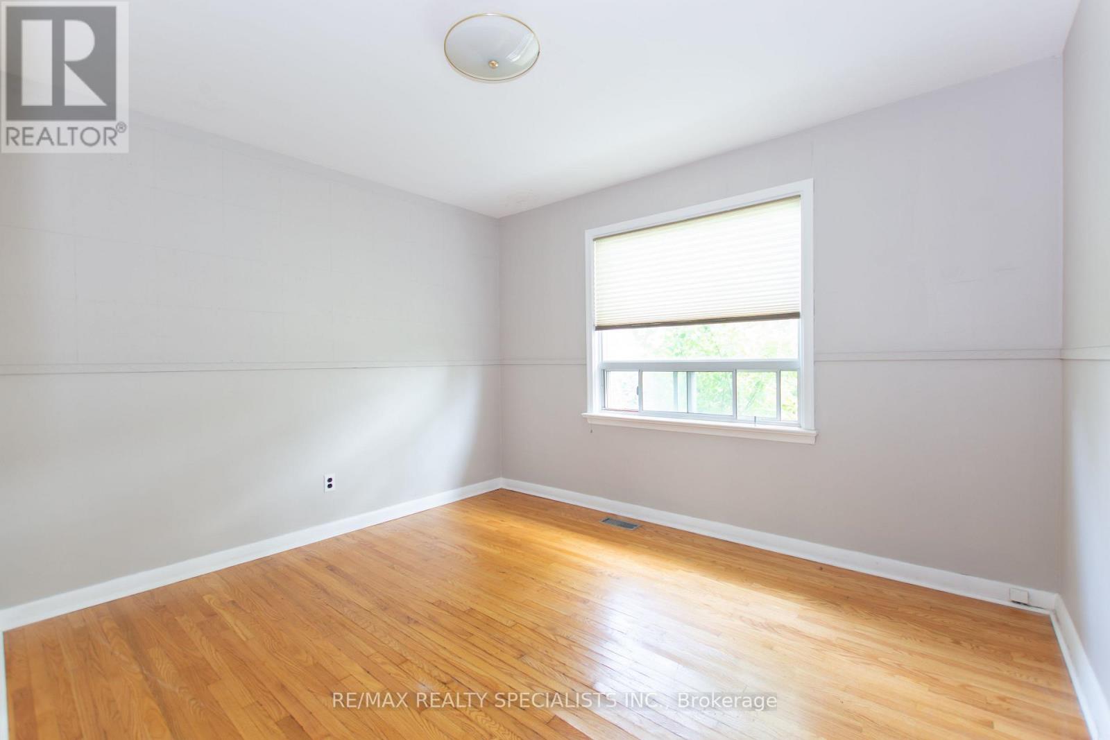 1319 REBECCA STREET - 21