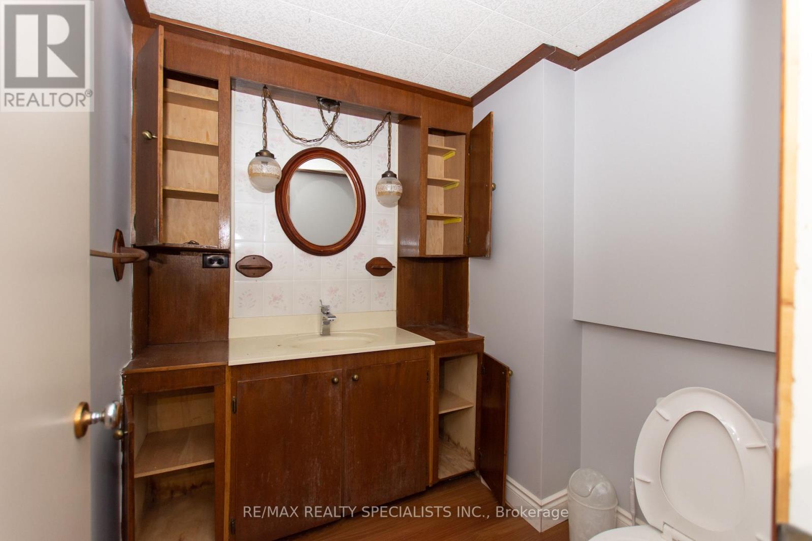 1319 REBECCA STREET - 24