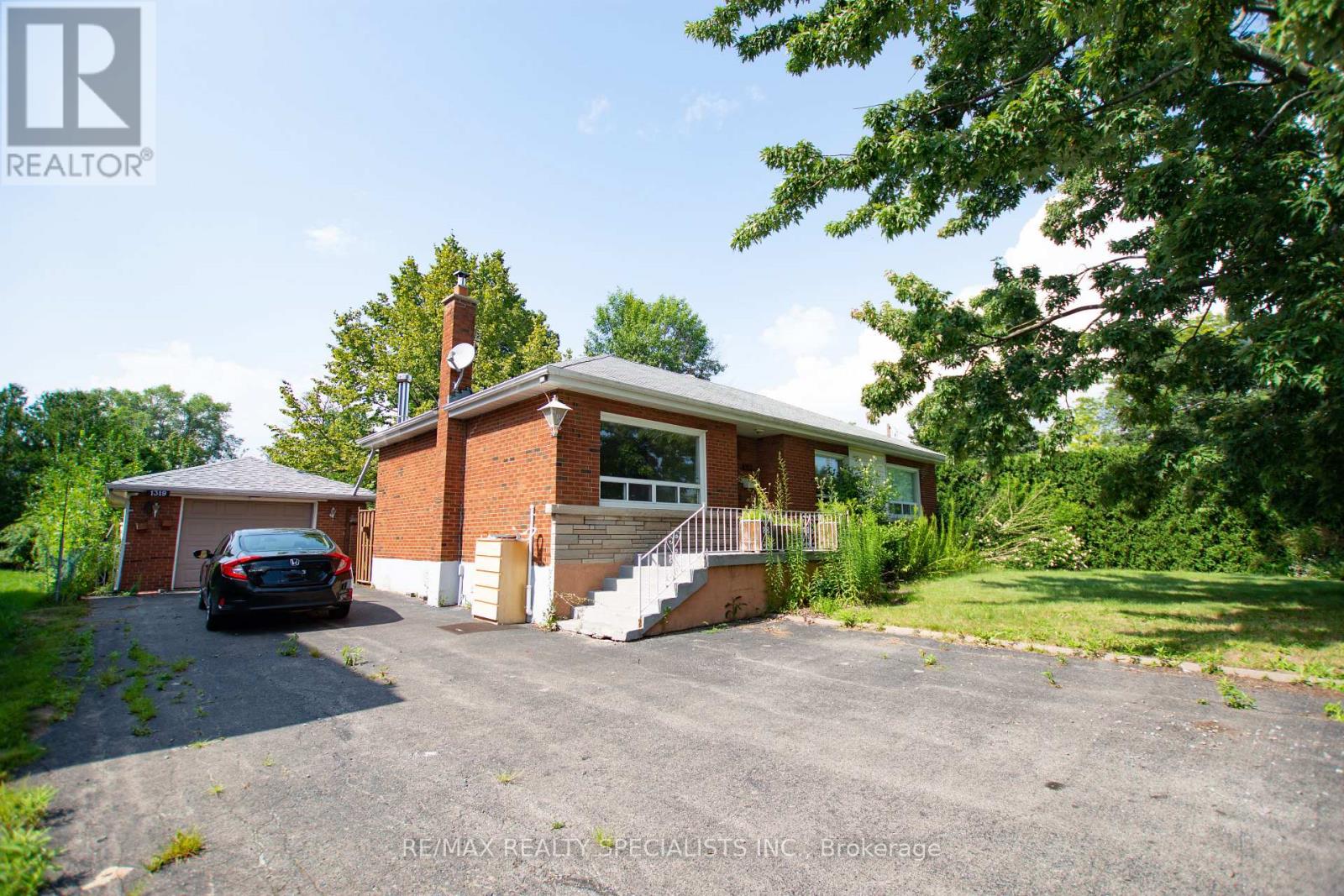 1319 REBECCA STREET - 32