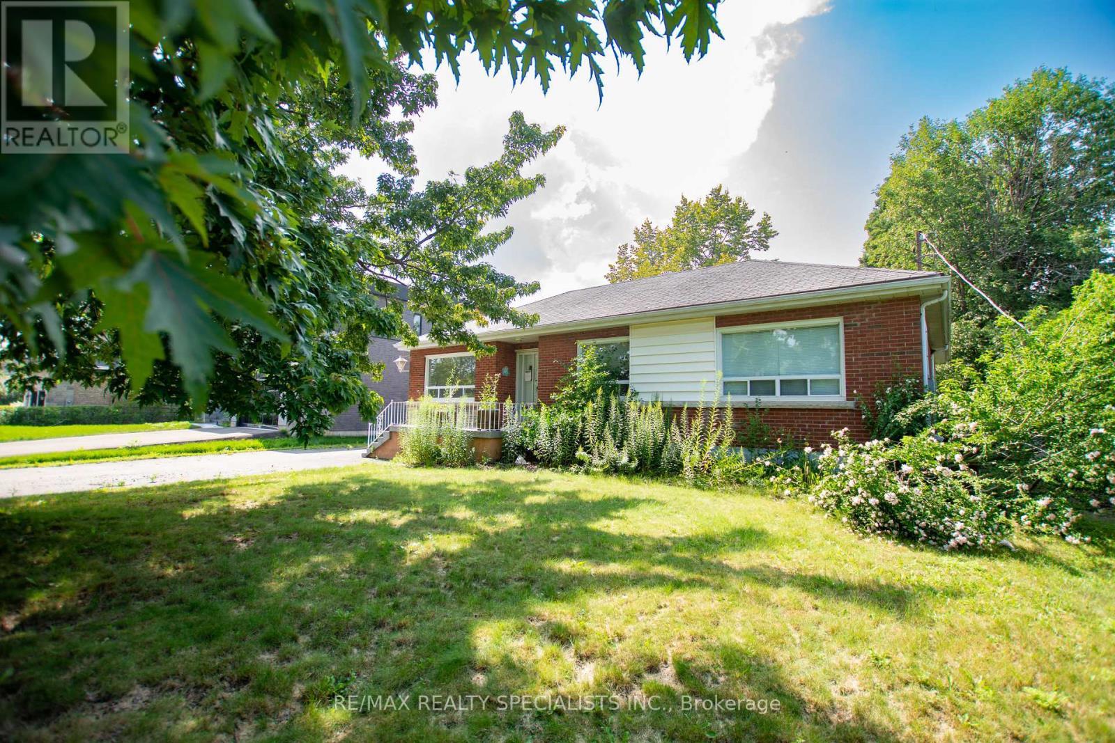 1319 REBECCA STREET - 33