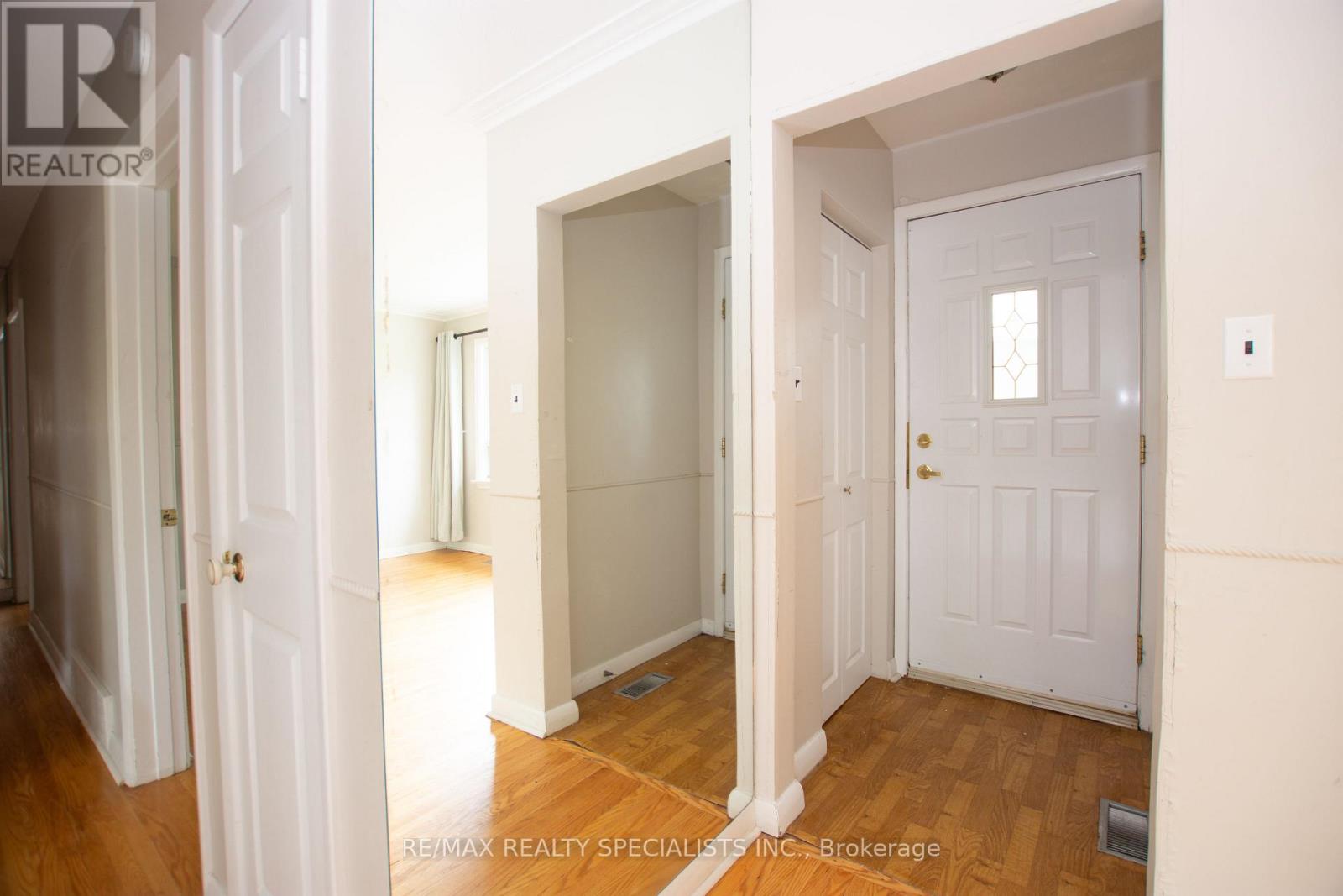 1319 REBECCA STREET - 5