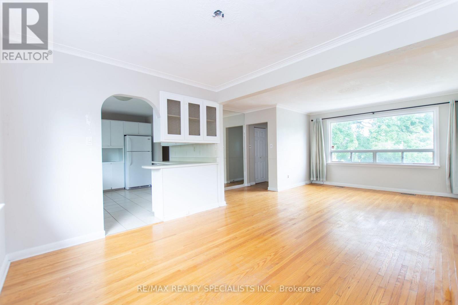 1319 REBECCA STREET - 7