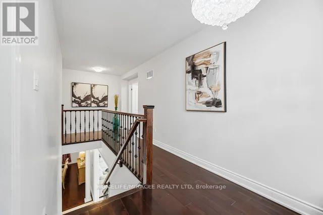 59 APPLE DRIVE - 24