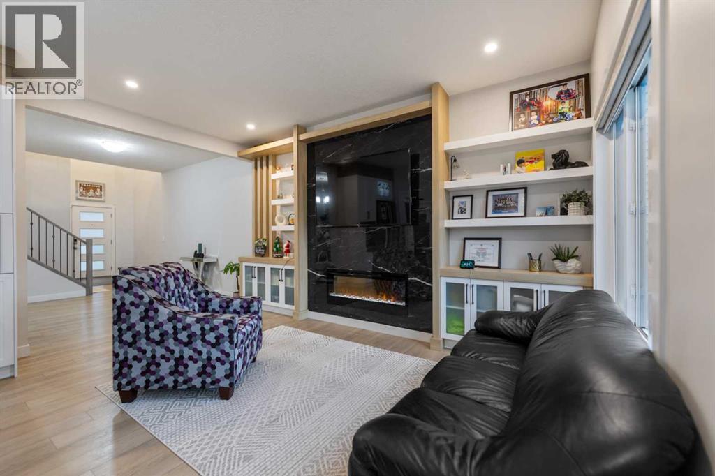 260 Homestead Grove NE - 10
