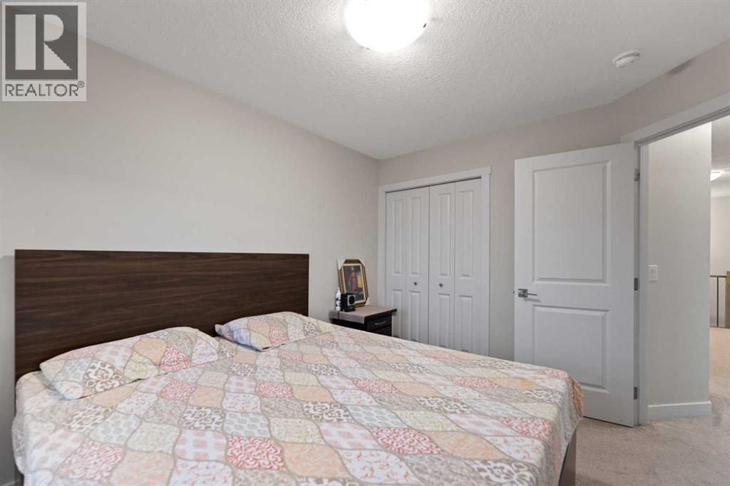 260 Homestead Grove NE - 25